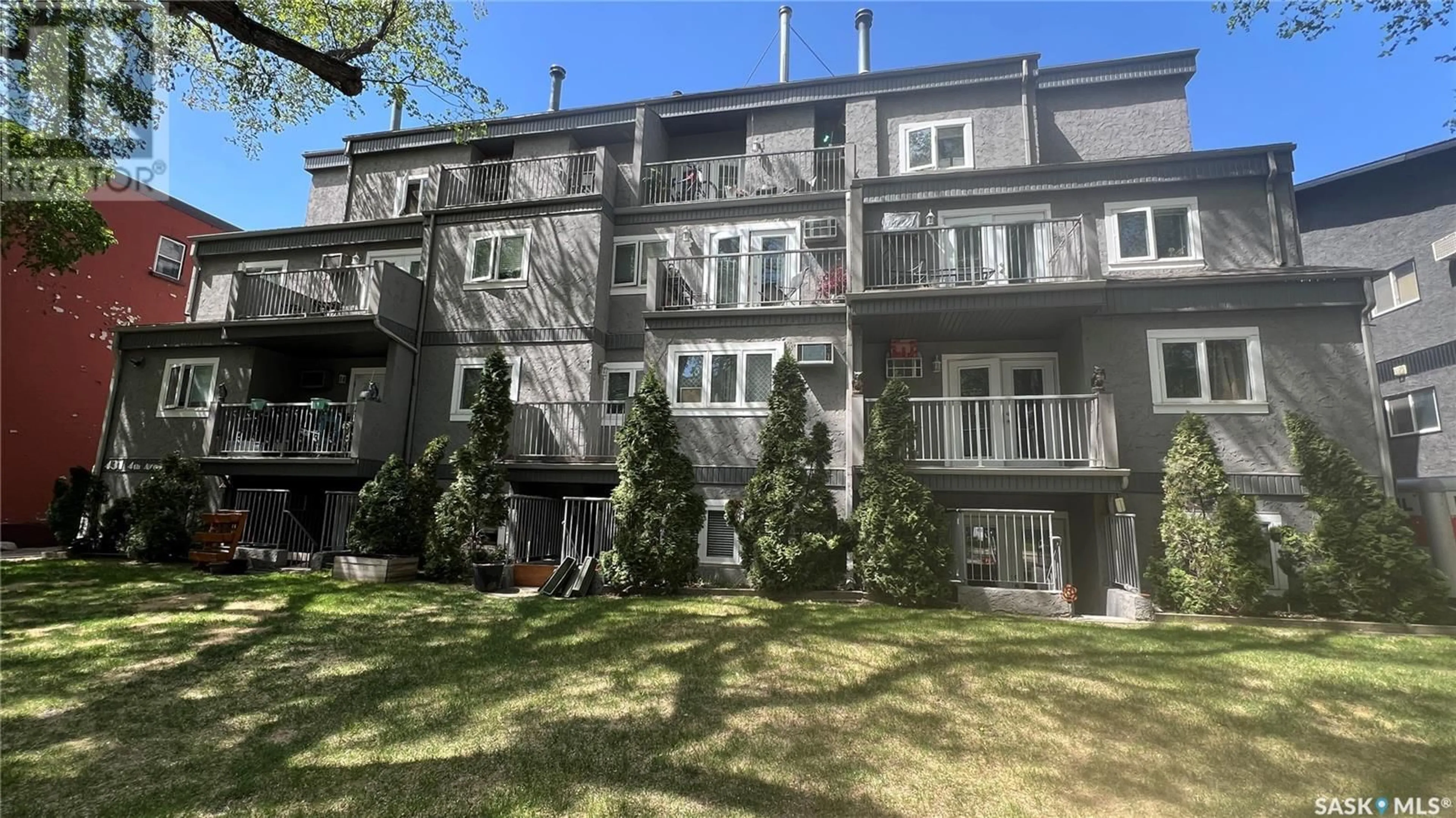 Patio, building for N - 201 431 4TH AVENUE, Saskatoon Saskatchewan S7K2M4