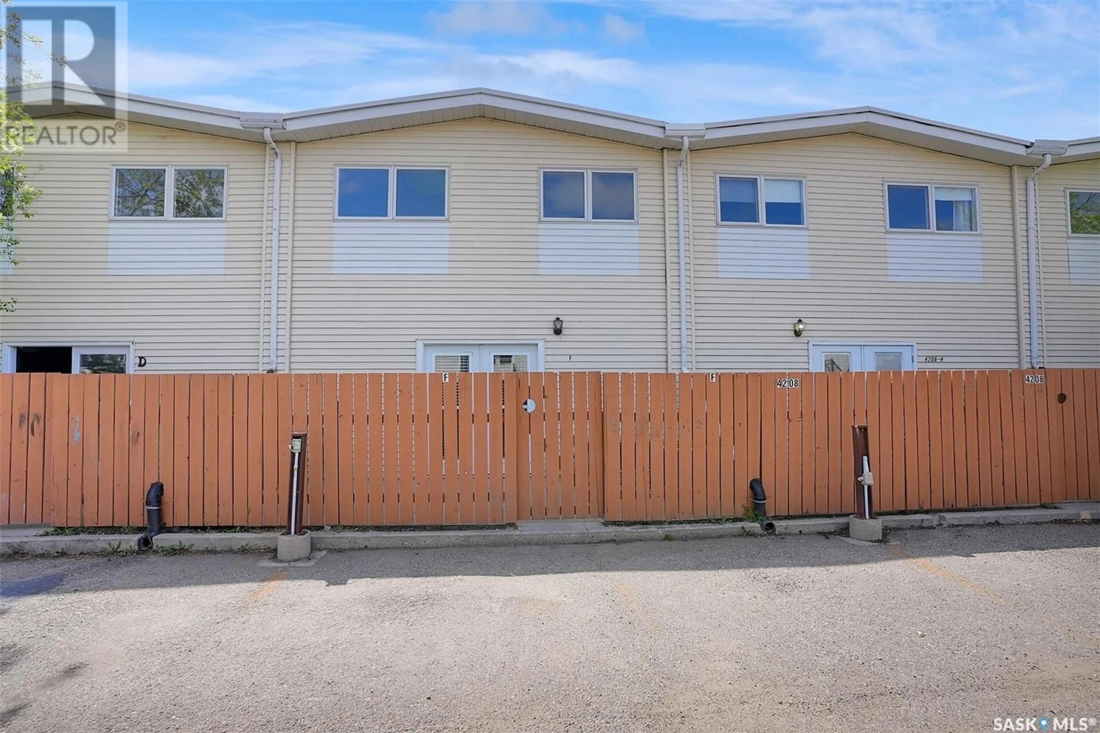 A pic from outside/outdoor area/front of a property/back of a property/a pic from drone, street for F - 4208 CASTLE ROAD, Regina Saskatchewan S4S4W1