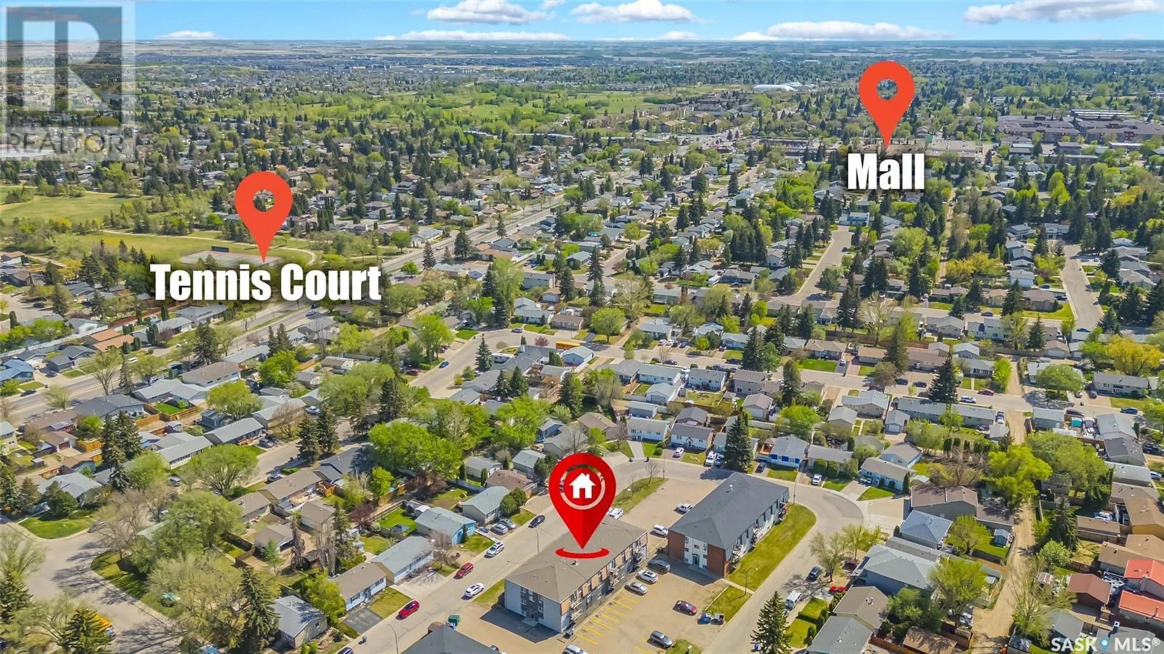 A pic from outside/outdoor area/front of a property/back of a property/a pic from drone, street for 7 116 ACADIA COURT, Saskatoon Saskatchewan S7H4T7