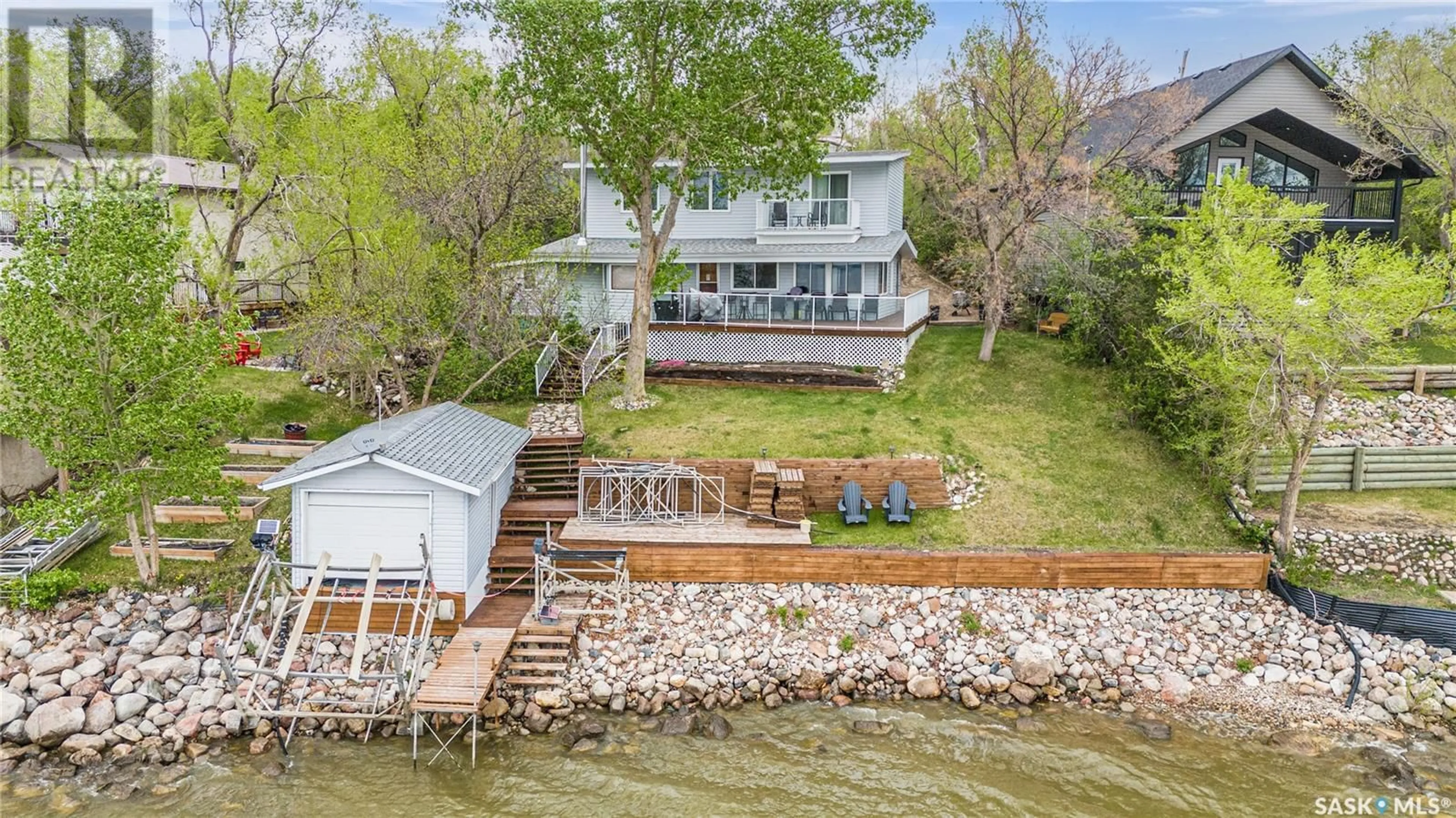 A pic from outside/outdoor area/front of a property/back of a property/a pic from drone, water/lake/river/ocean view for 126 PIKE AVENUE, Alta Vista Saskatchewan S0G4L0
