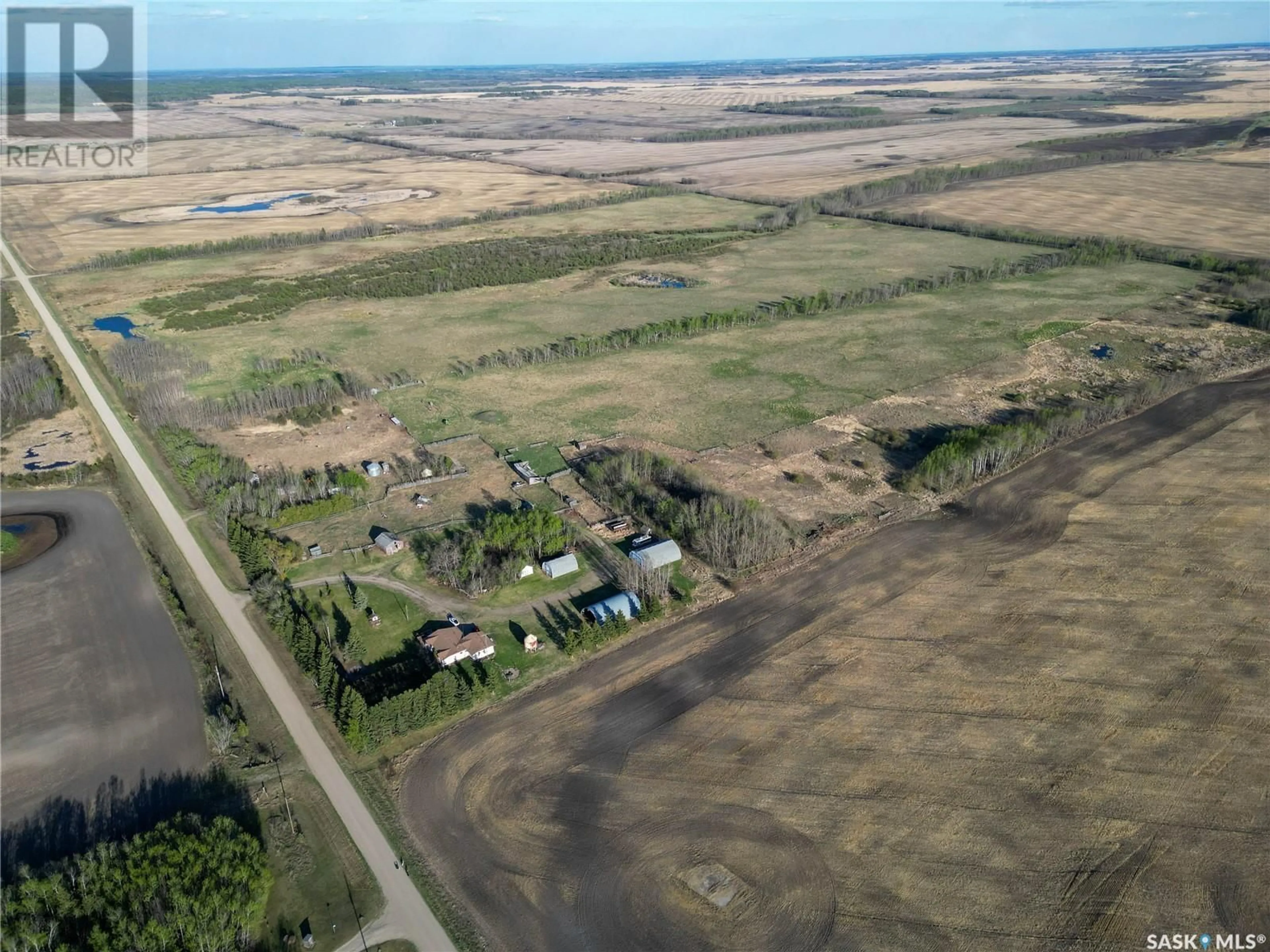 A pic from outside/outdoor area/front of a property/back of a property/a pic from drone, unknown for FOREST GATE ROAD, Paddockwood Rm No. 520 Saskatchewan S0J1Z0