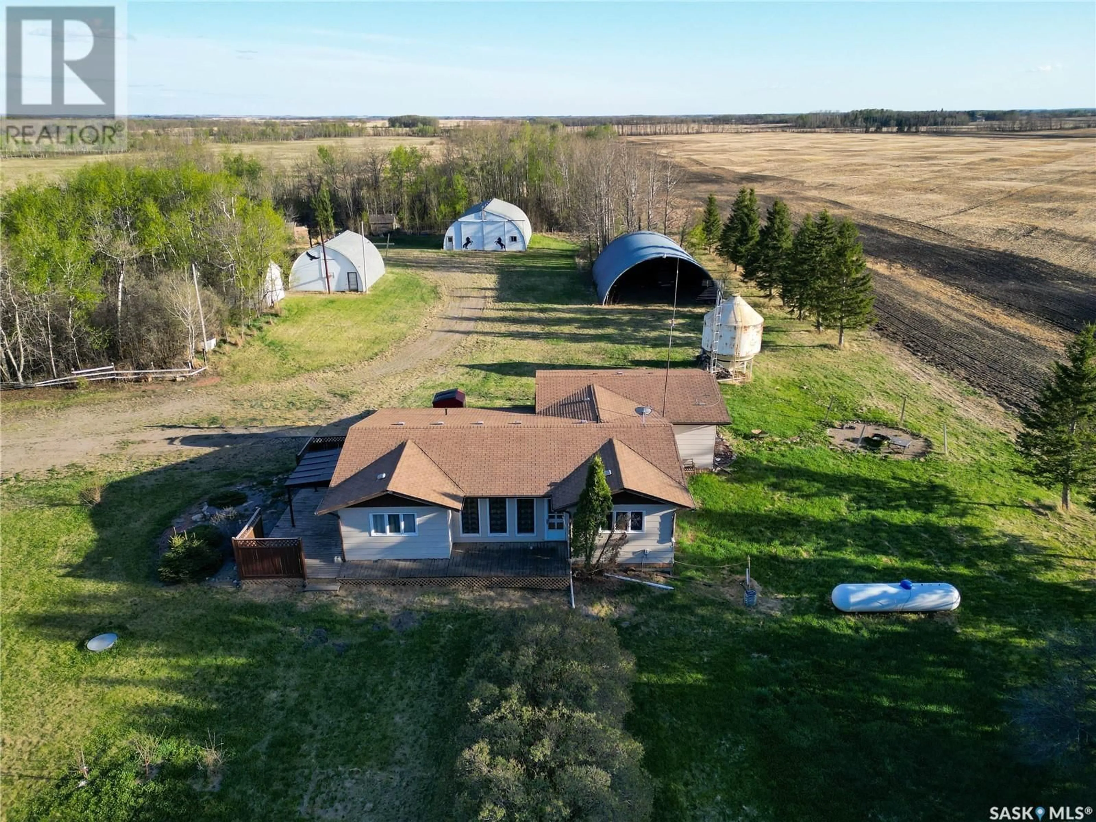 A pic from outside/outdoor area/front of a property/back of a property/a pic from drone, unknown for FOREST GATE ROAD, Paddockwood Rm No. 520 Saskatchewan S0J1Z0