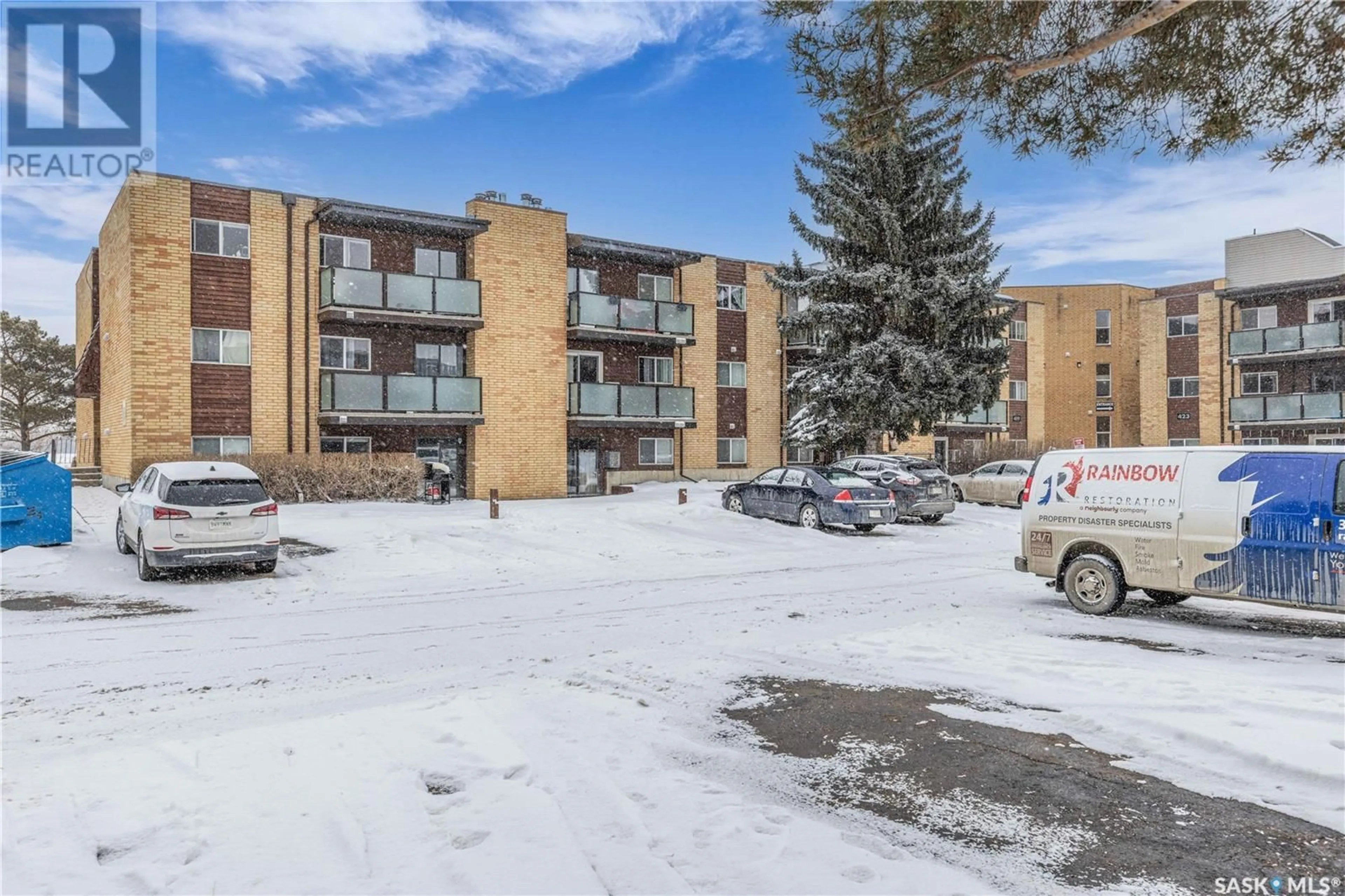 Patio, mountain view for 301 419 TAIT COURT, Saskatoon Saskatchewan S7H5L3
