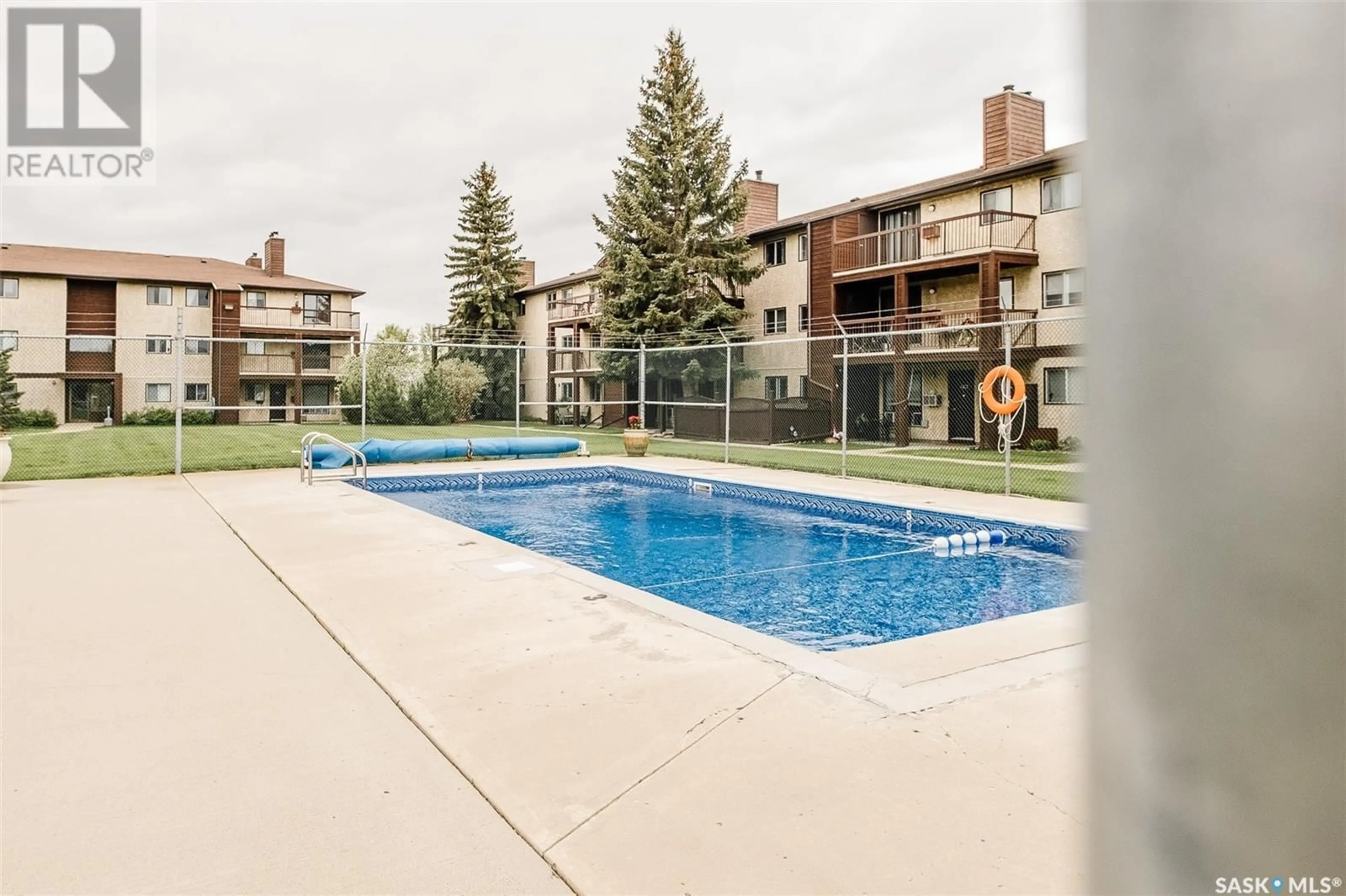 Pool for 51 - 106 RODENBUSH DRIVE, Regina Saskatchewan S4R8C7