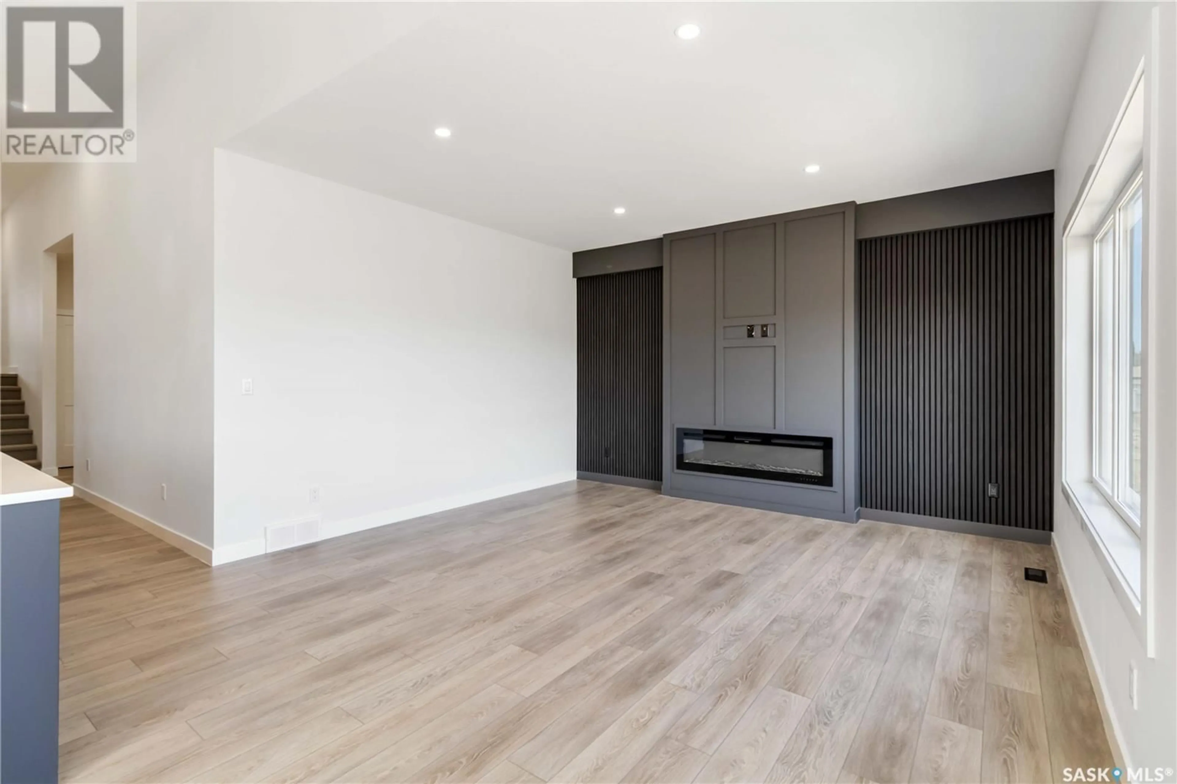 A pic of a room for 419 DORAN CRESCENT, Saskatoon Saskatchewan S7V1W2