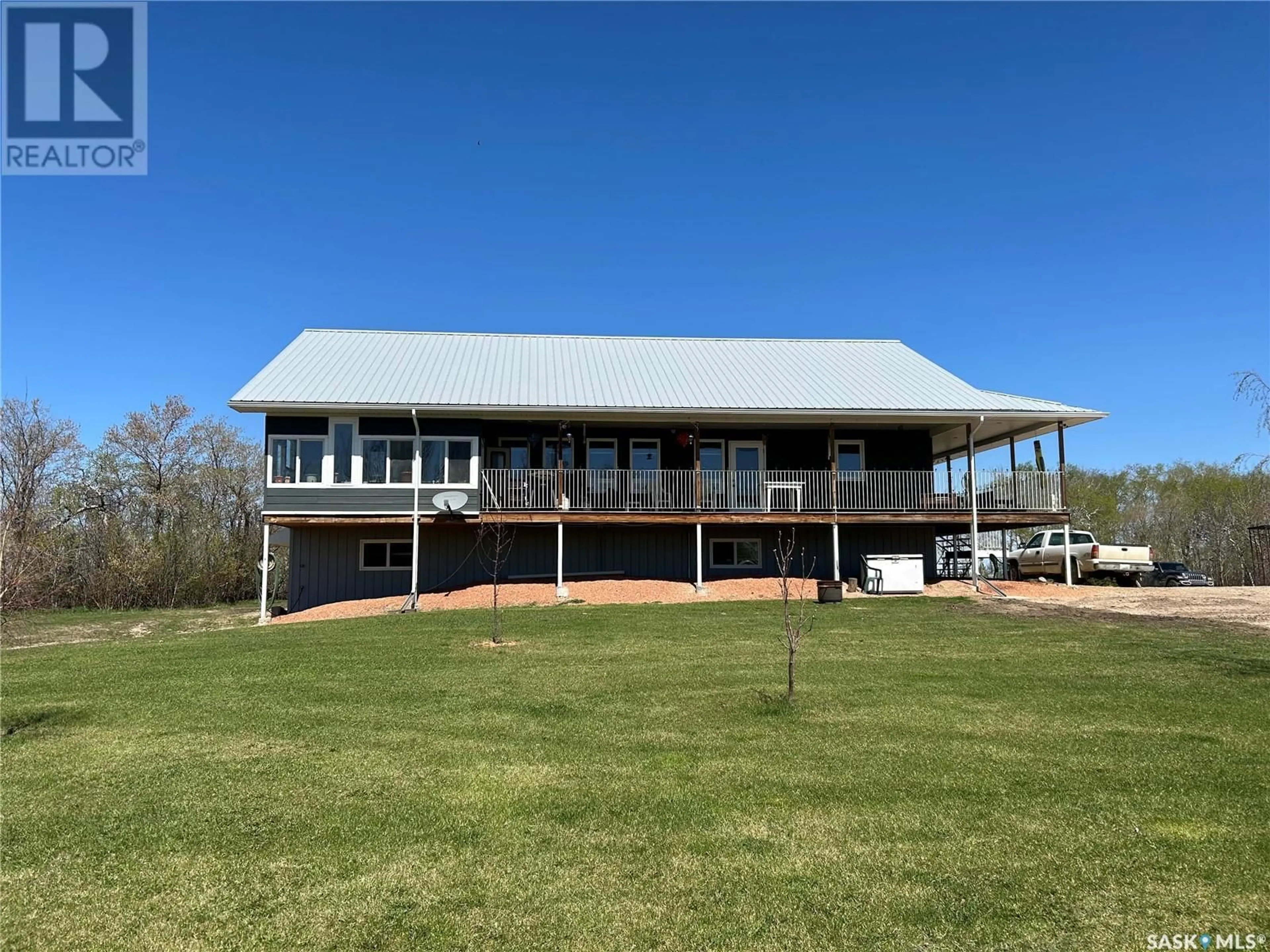 A pic from outside/outdoor area/front of a property/back of a property/a pic from drone, building for WARD ACREAGE, Leroy Rm No. 339 Saskatchewan S0K2P0
