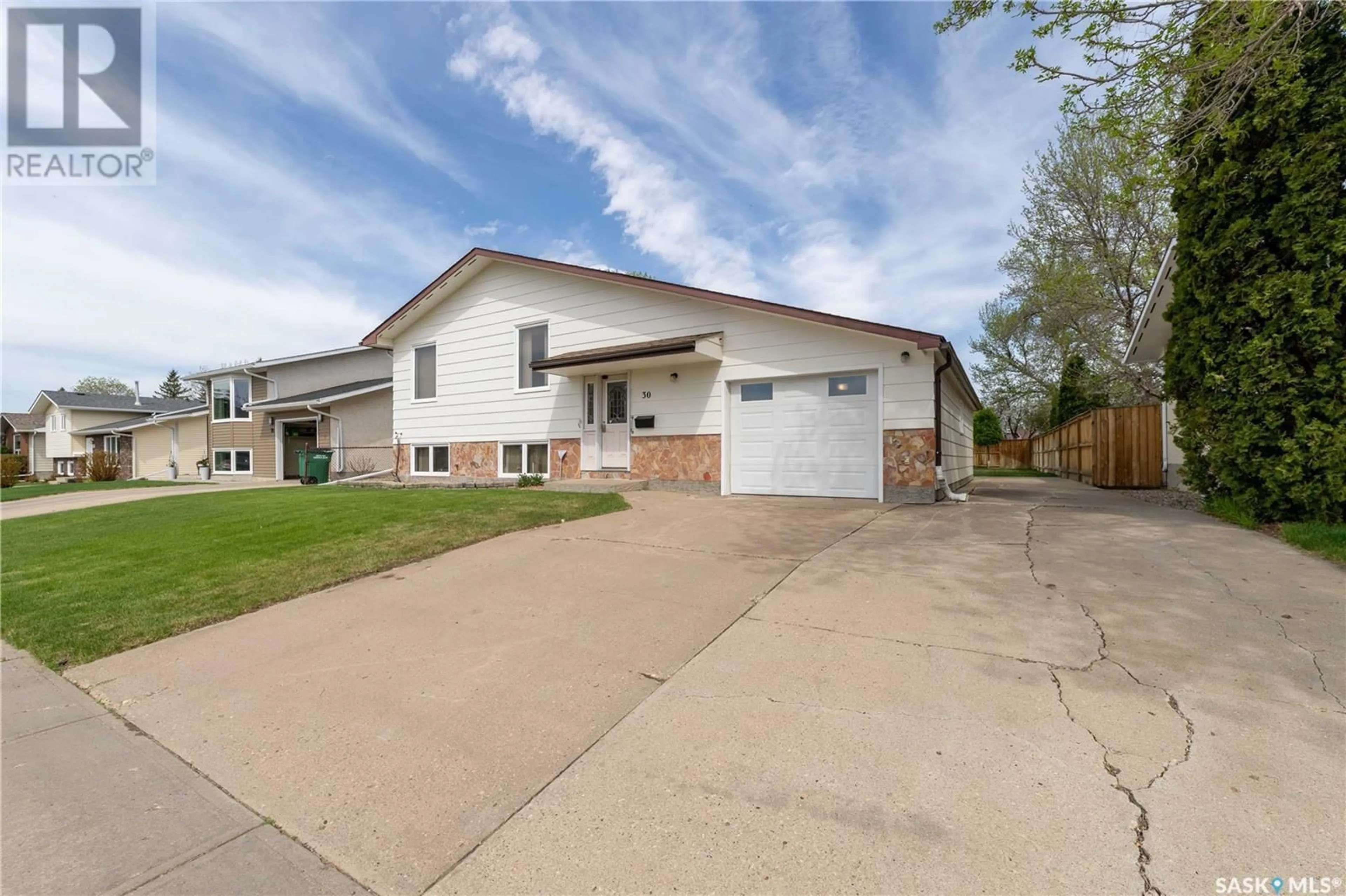 Unknown for 30 DAISY CRESCENT, Moose Jaw Saskatchewan S6J1C3