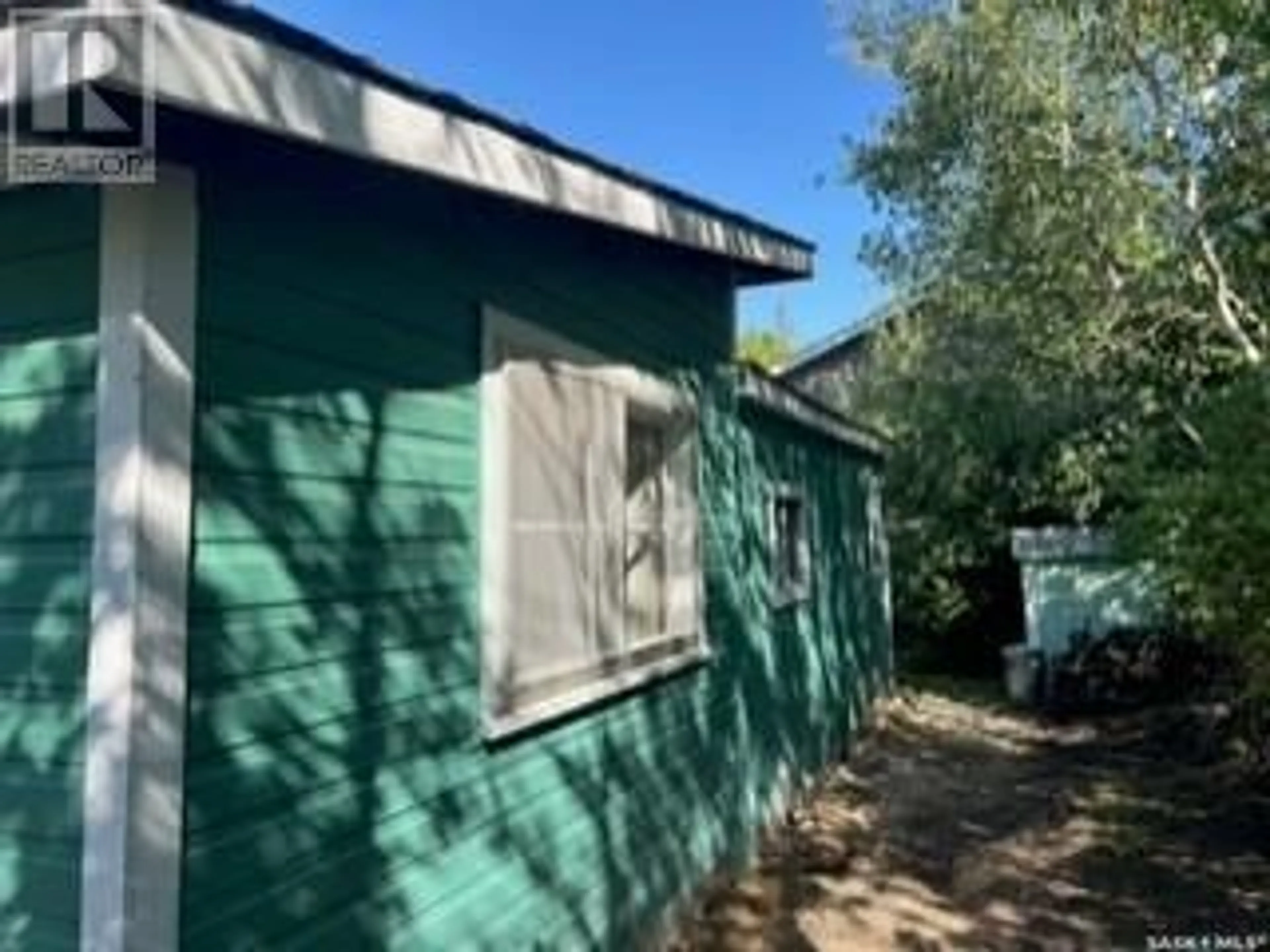 Shed for 510 OSBORNE LANE, Regina Beach Saskatchewan S0G4C0