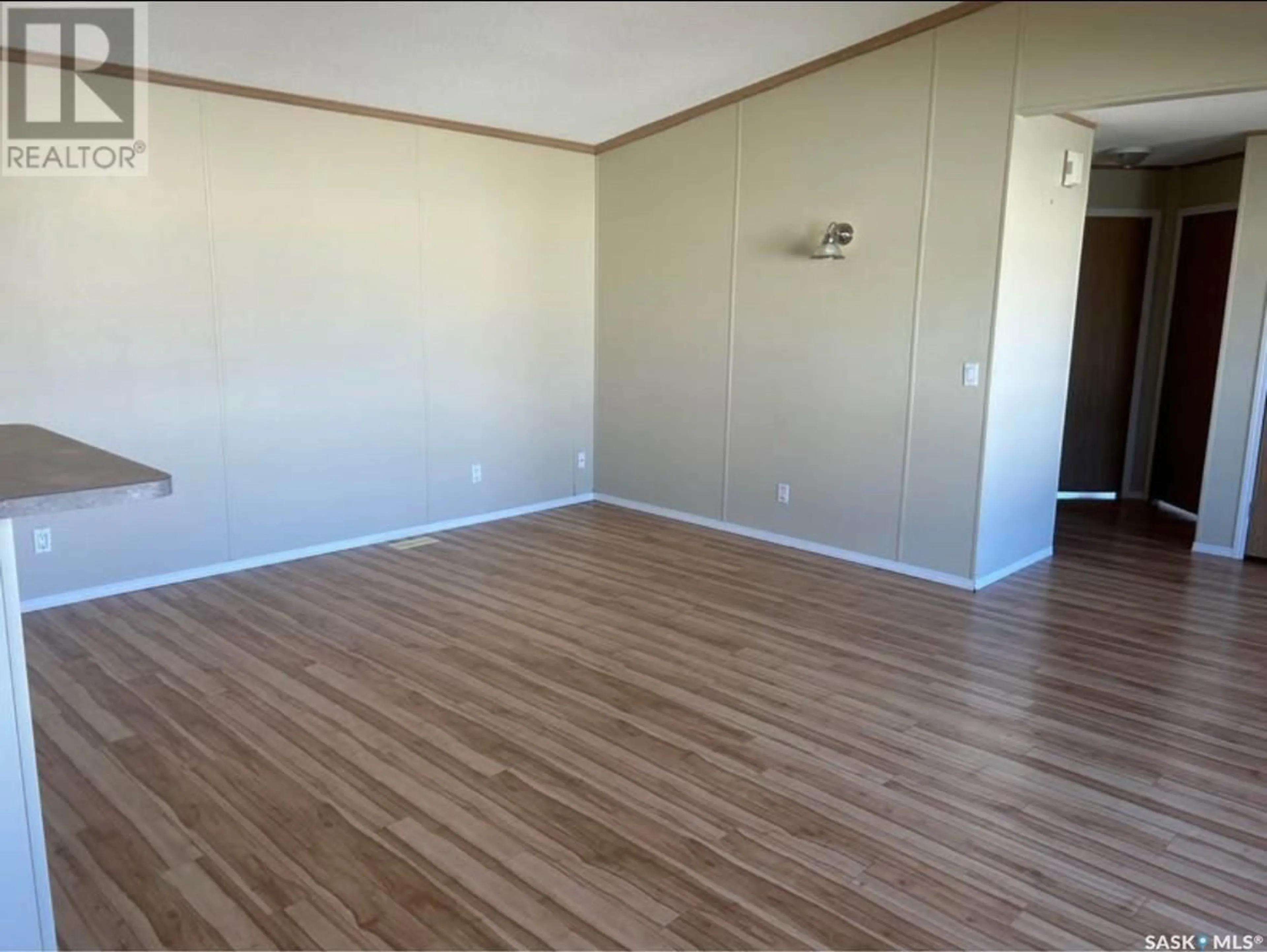 A pic of a room for 92 FOORD CRESCENT, Macoun Saskatchewan S0C1P0