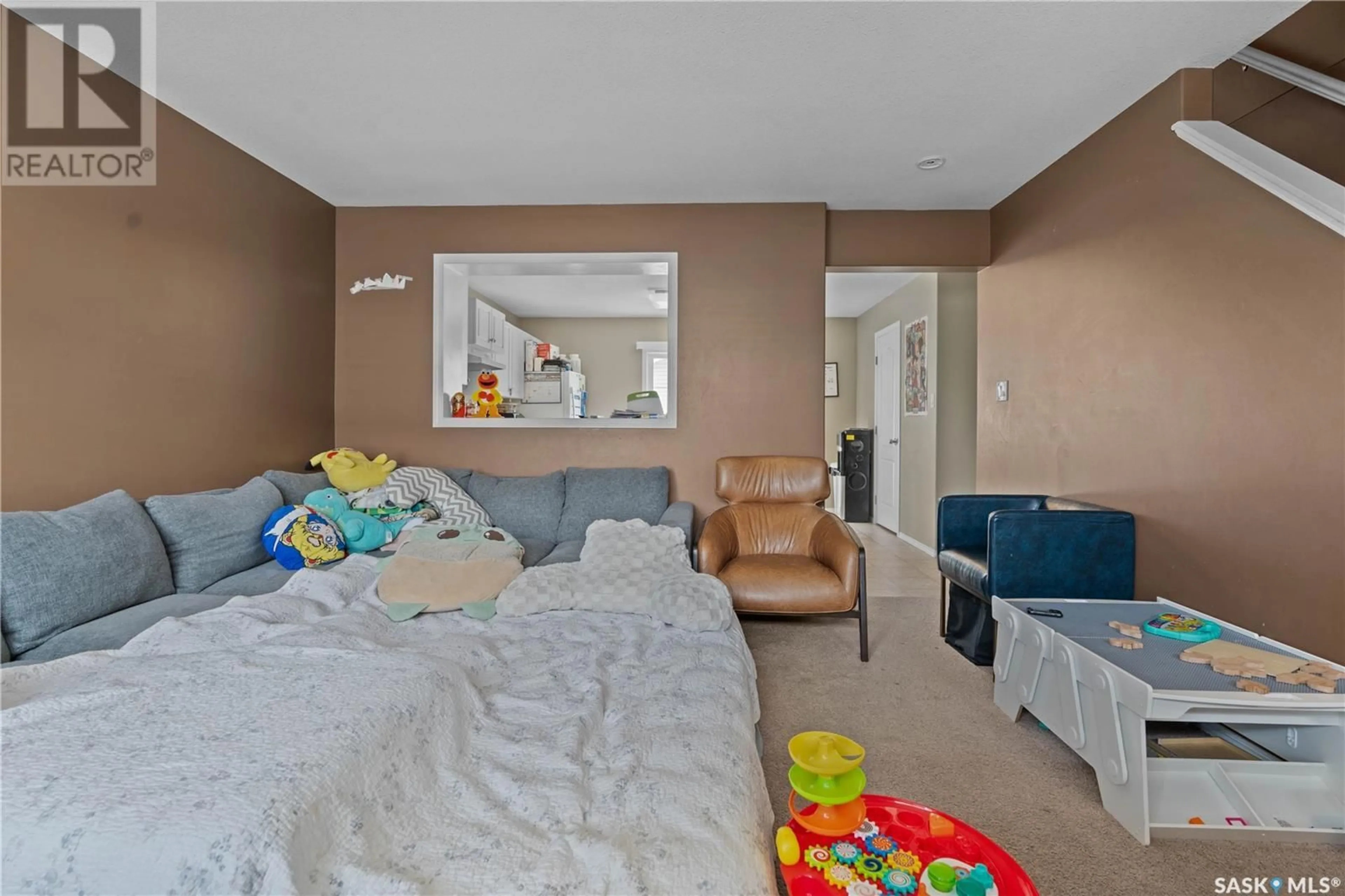 A pic of a room for 2804 CRANBOURN CRESCENT, Regina Saskatchewan S4V3C1