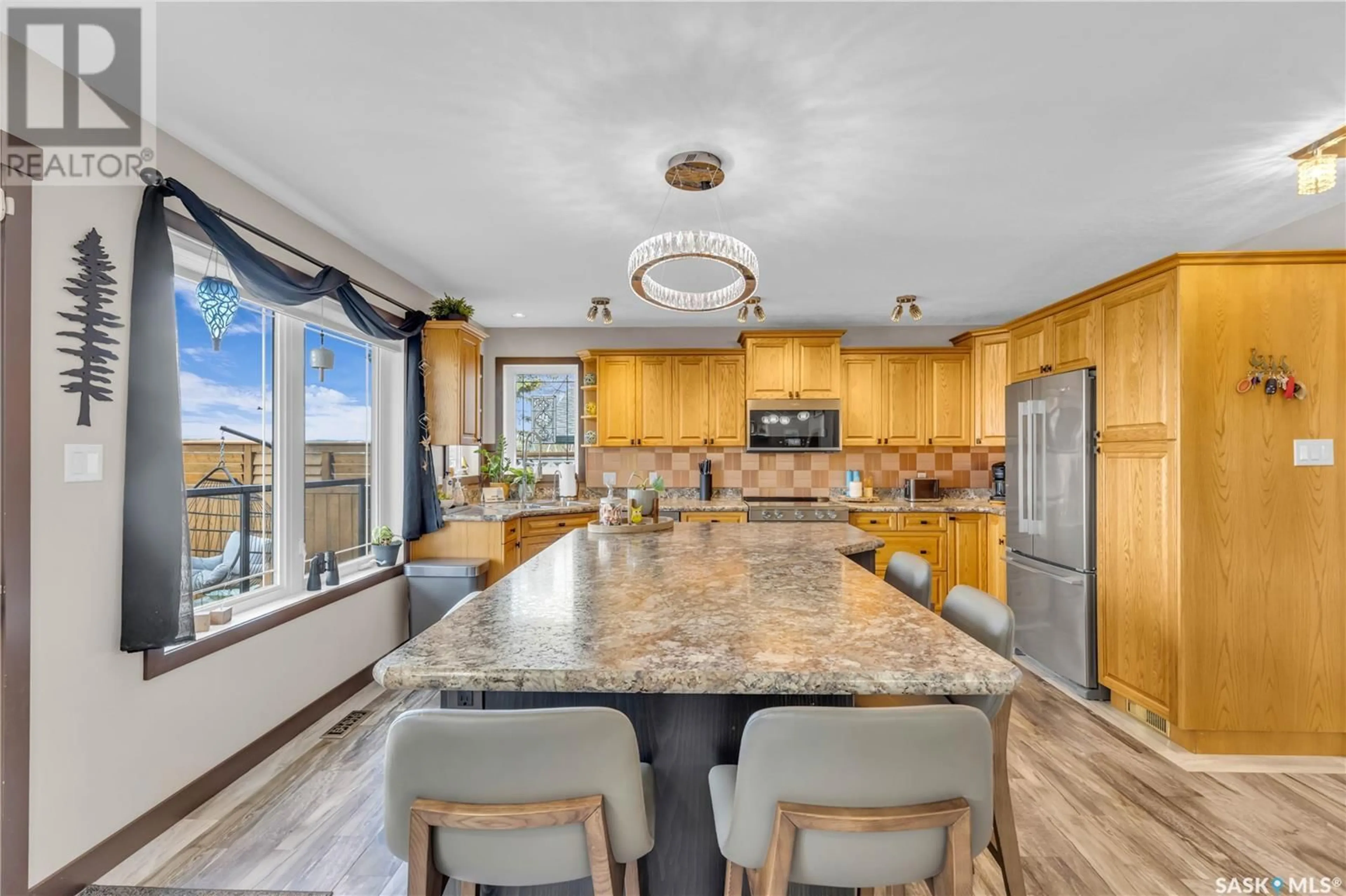 Open concept kitchen, ceramic/tile floor for 38 PELICAN ROAD, Meota Rm No.468 Saskatchewan S0M0L0