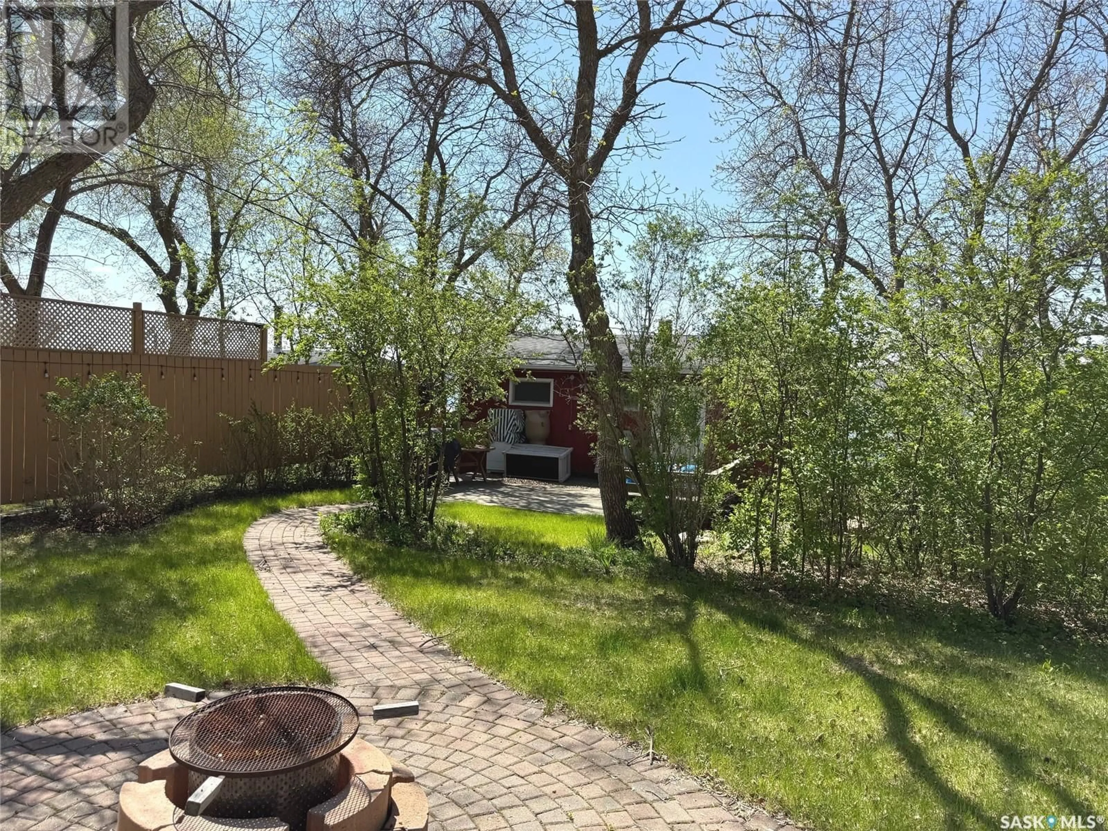 Patio, street for 124 KATEPWA DRIVE, Katepwa Beach Saskatchewan S0G2K0
