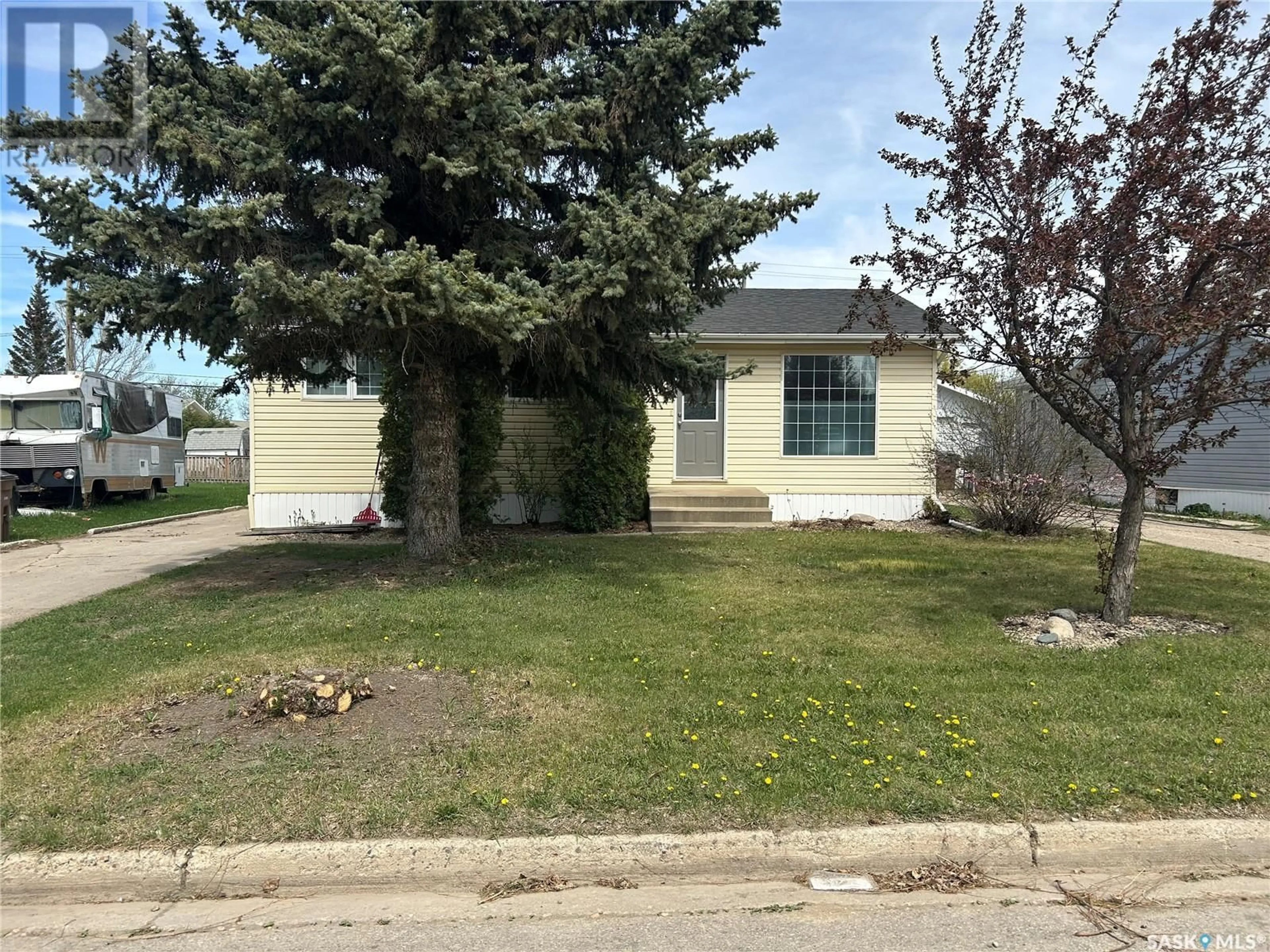 Unknown for 605 98TH AVENUE, Tisdale Saskatchewan S0E1T0