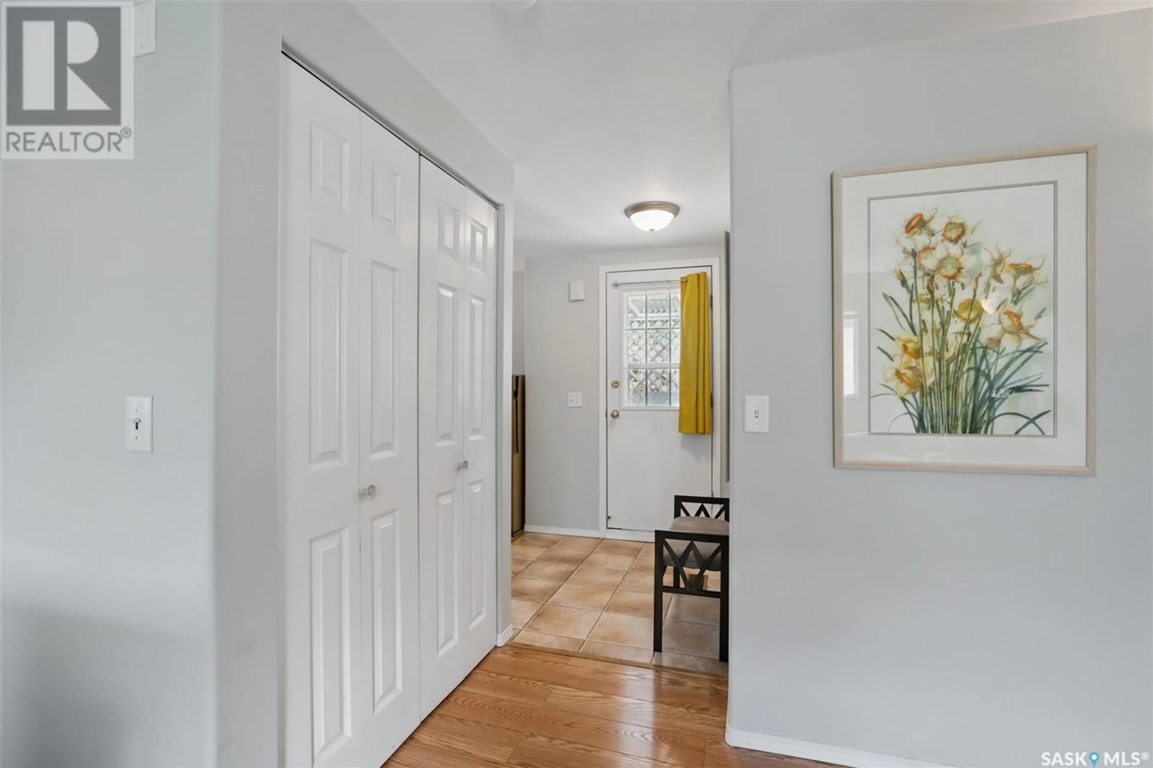 Indoor entryway for 131 LELAND TERRACE, Saskatoon Saskatchewan S7H5A1