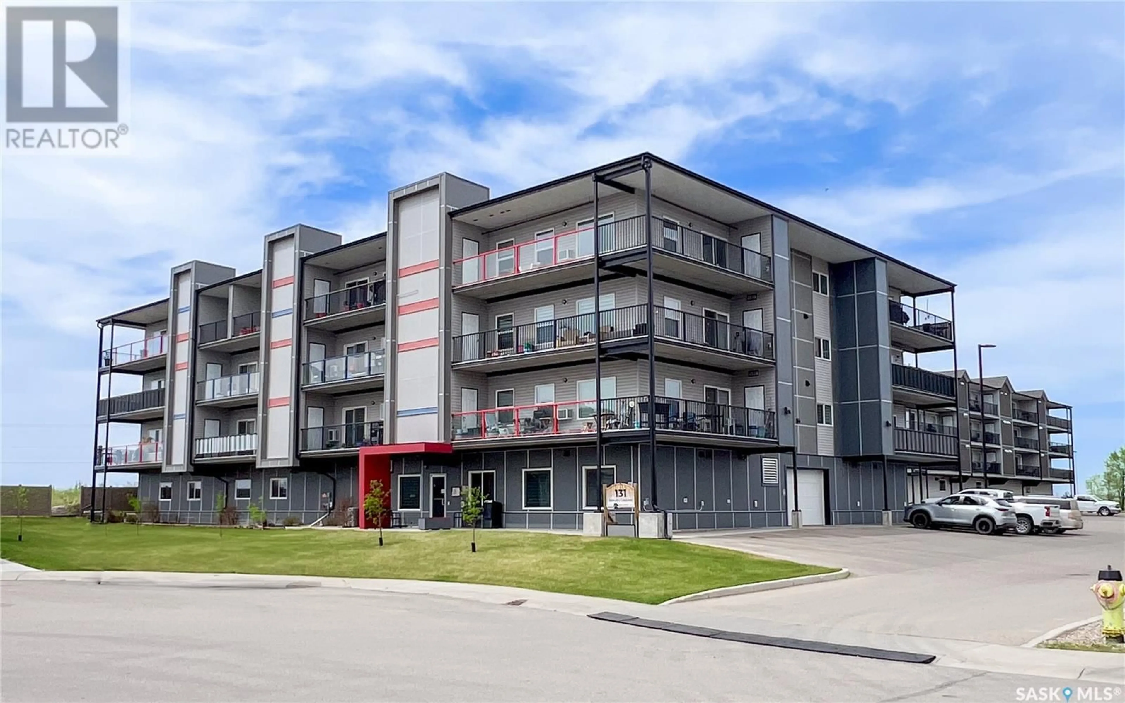 Patio, building for 131 - 202 BEAUDRY CRESCENT, Martensville Saskatchewan S0K2T1