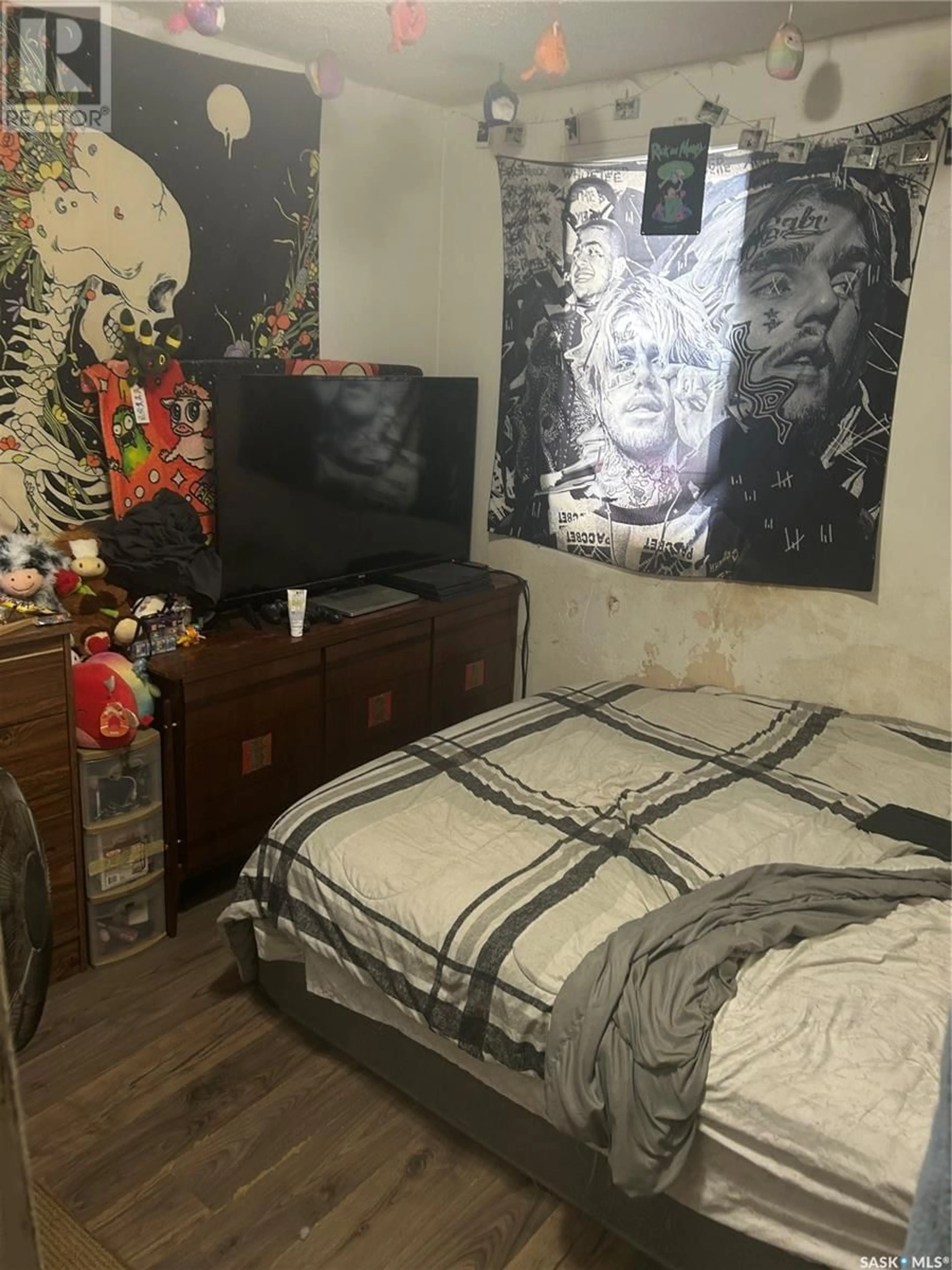 A pic of a room for 370 LORNE STREET, Regina Saskatchewan S4R2J3