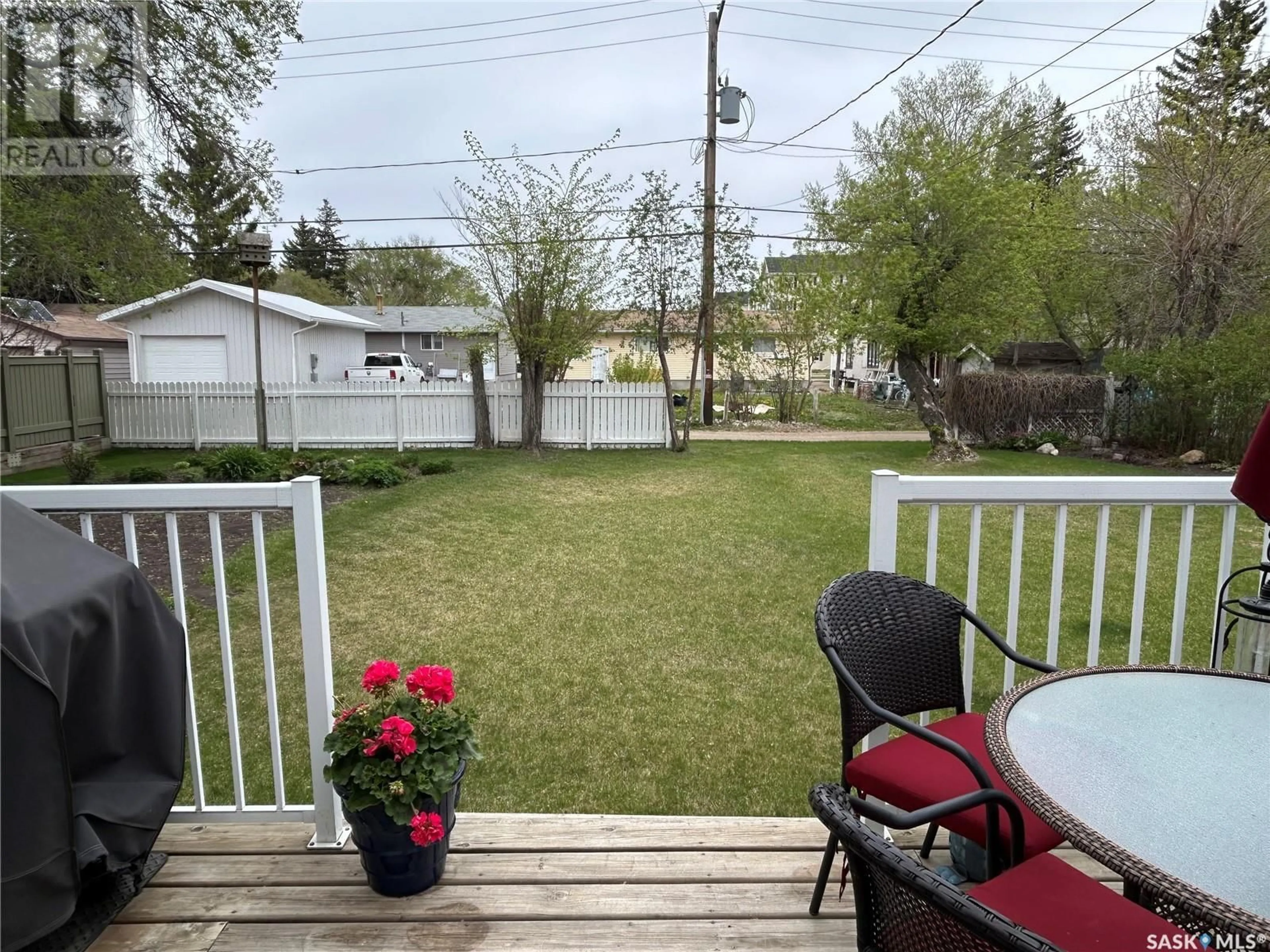 Patio, unknown for 922 9TH STREET, Humboldt Saskatchewan S0K2A0