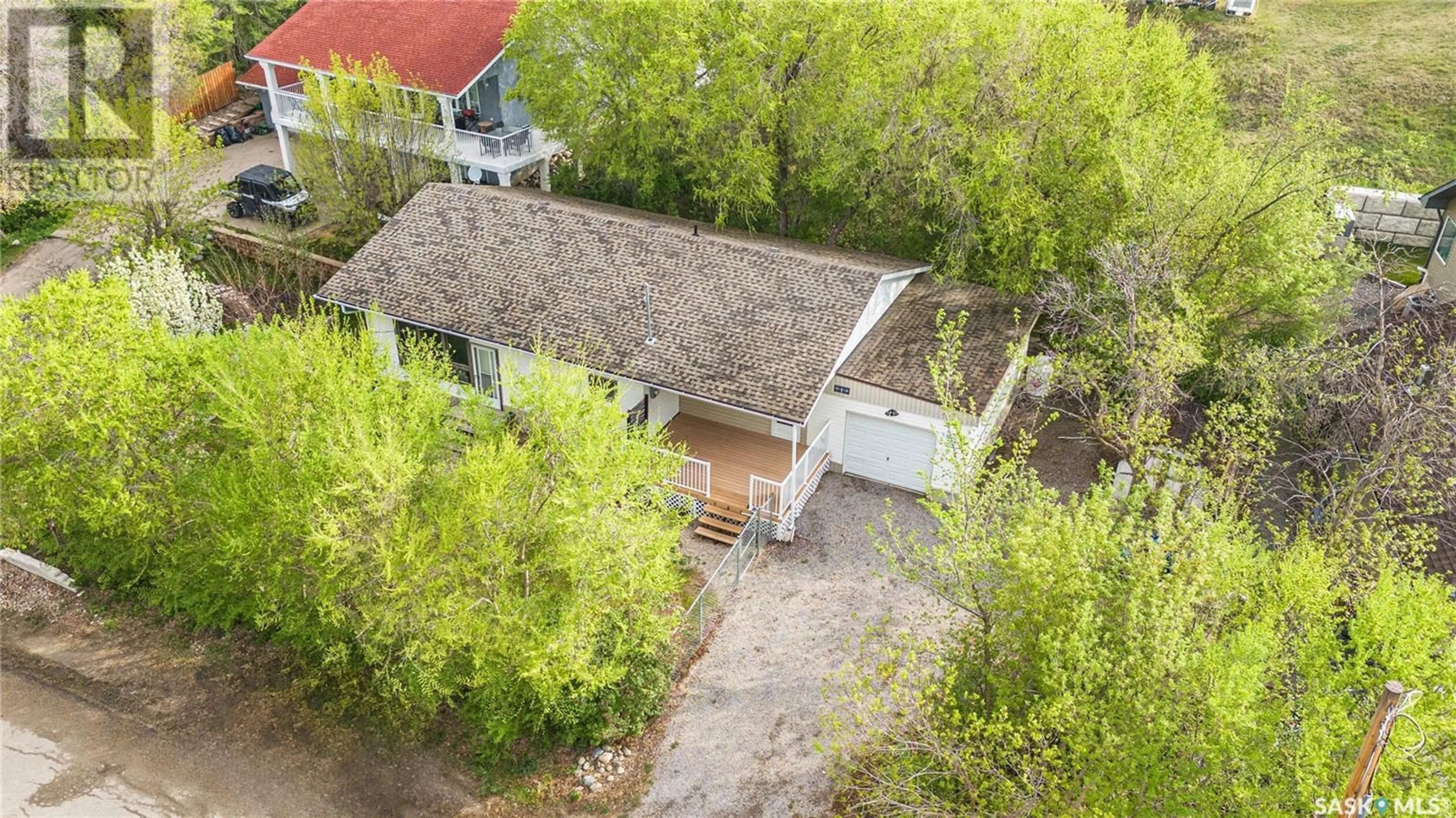 A pic from outside/outdoor area/front of a property/back of a property/a pic from drone, building for 122 LAKESHORE DRIVE, Kannata Valley Saskatchewan S0G4L0