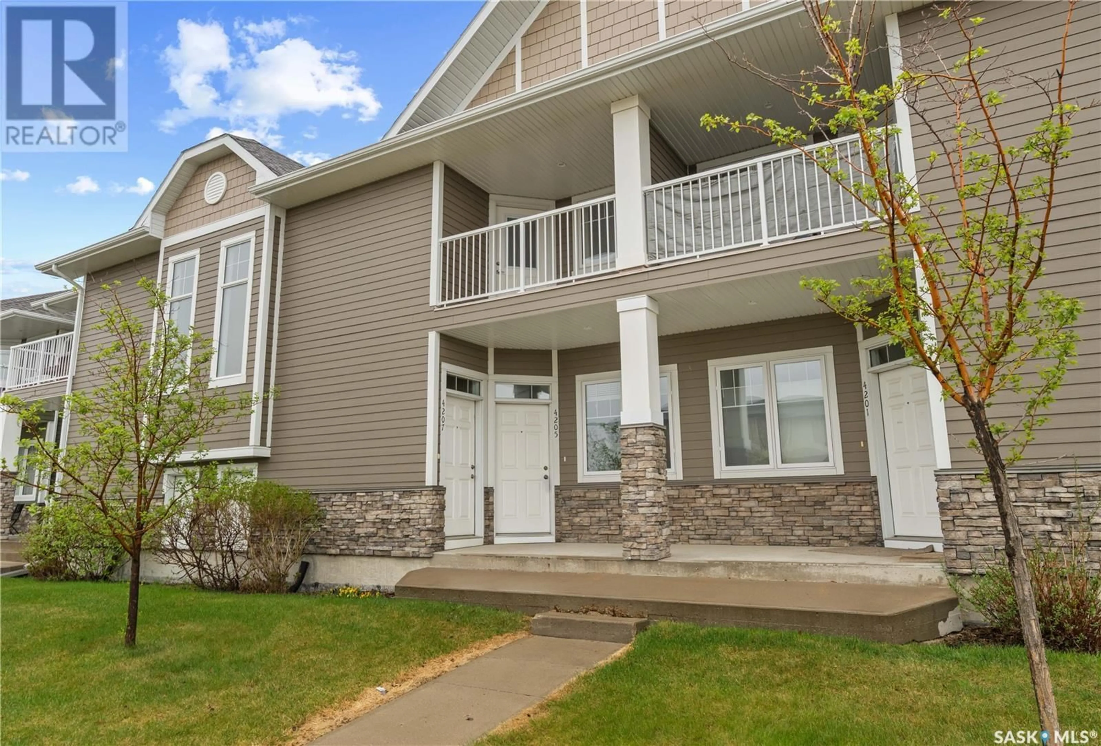 Home with vinyl exterior material, unknown for 4205 GREEN APPLE DRIVE, Regina Saskatchewan S4V1S1