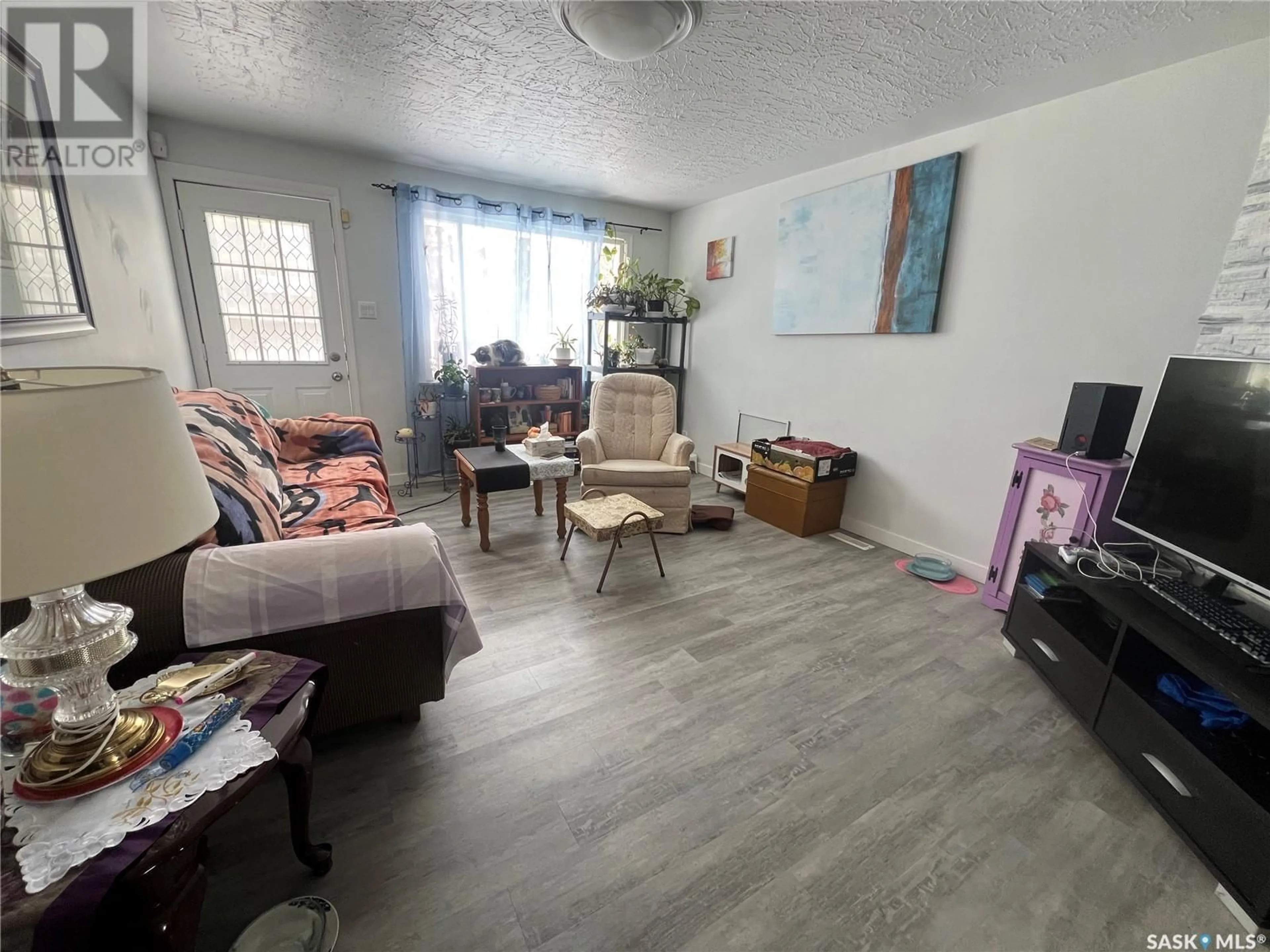 A pic of a room for 225 OTTAWA AVENUE, Saskatoon Saskatchewan S7M3L4