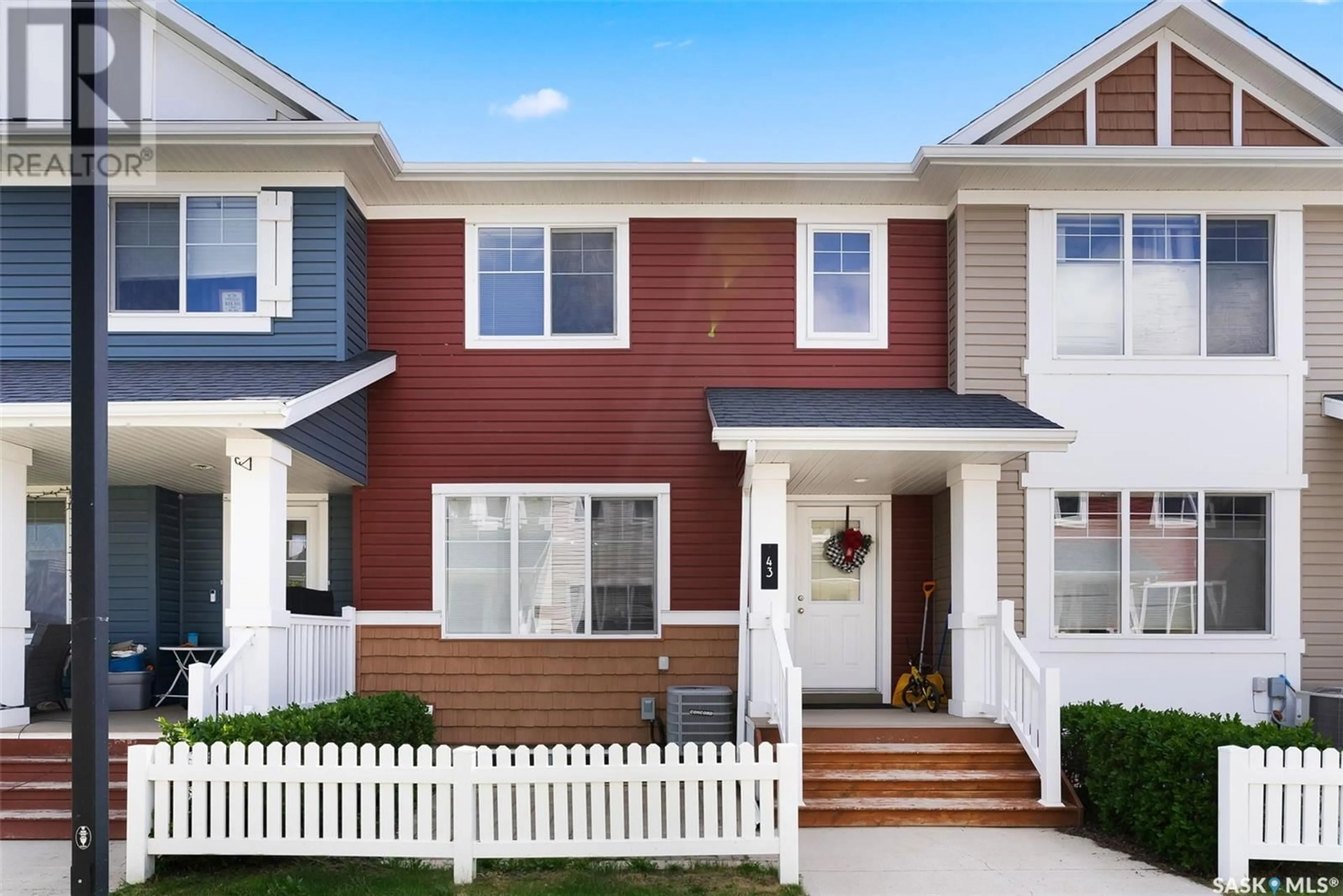 Home with vinyl exterior material, street for 43 5278 AERODROME ROAD, Regina Saskatchewan S4W0H7