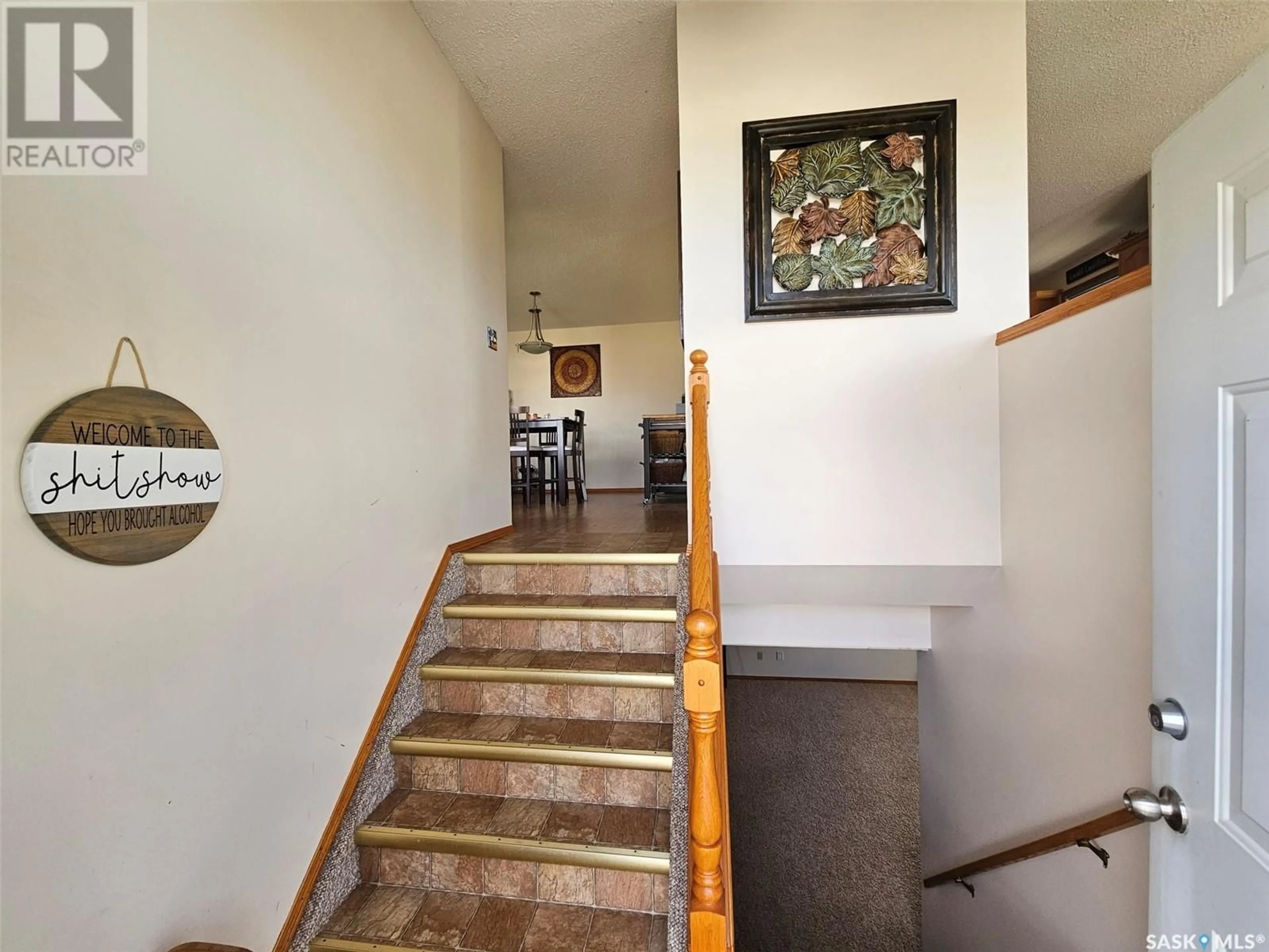 Indoor foyer for 115 CARSON BAY, Lampman Saskatchewan S0C1N0