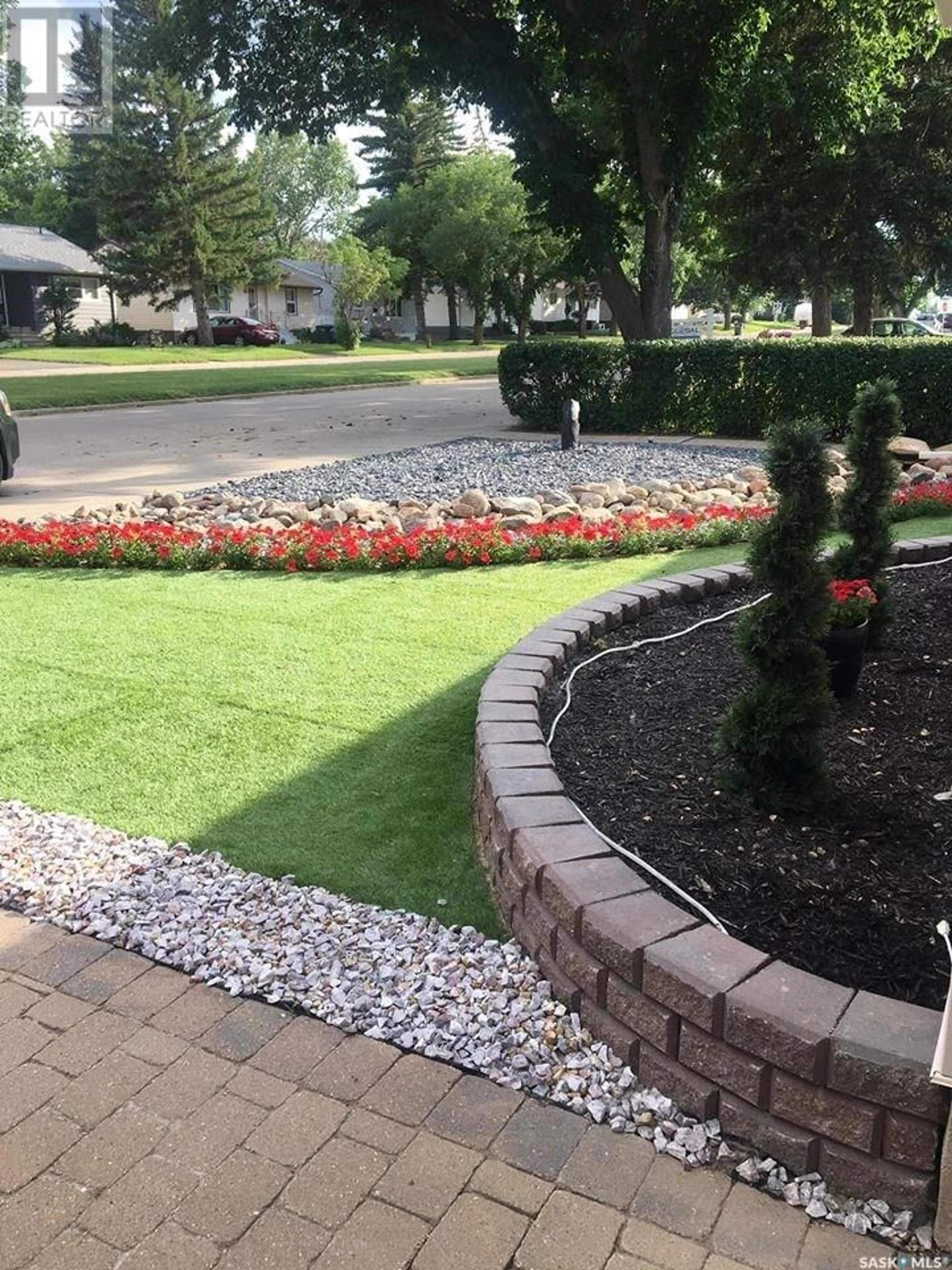 Patio, street for 216 DOMINION ROAD, Assiniboia Saskatchewan S0H0B0