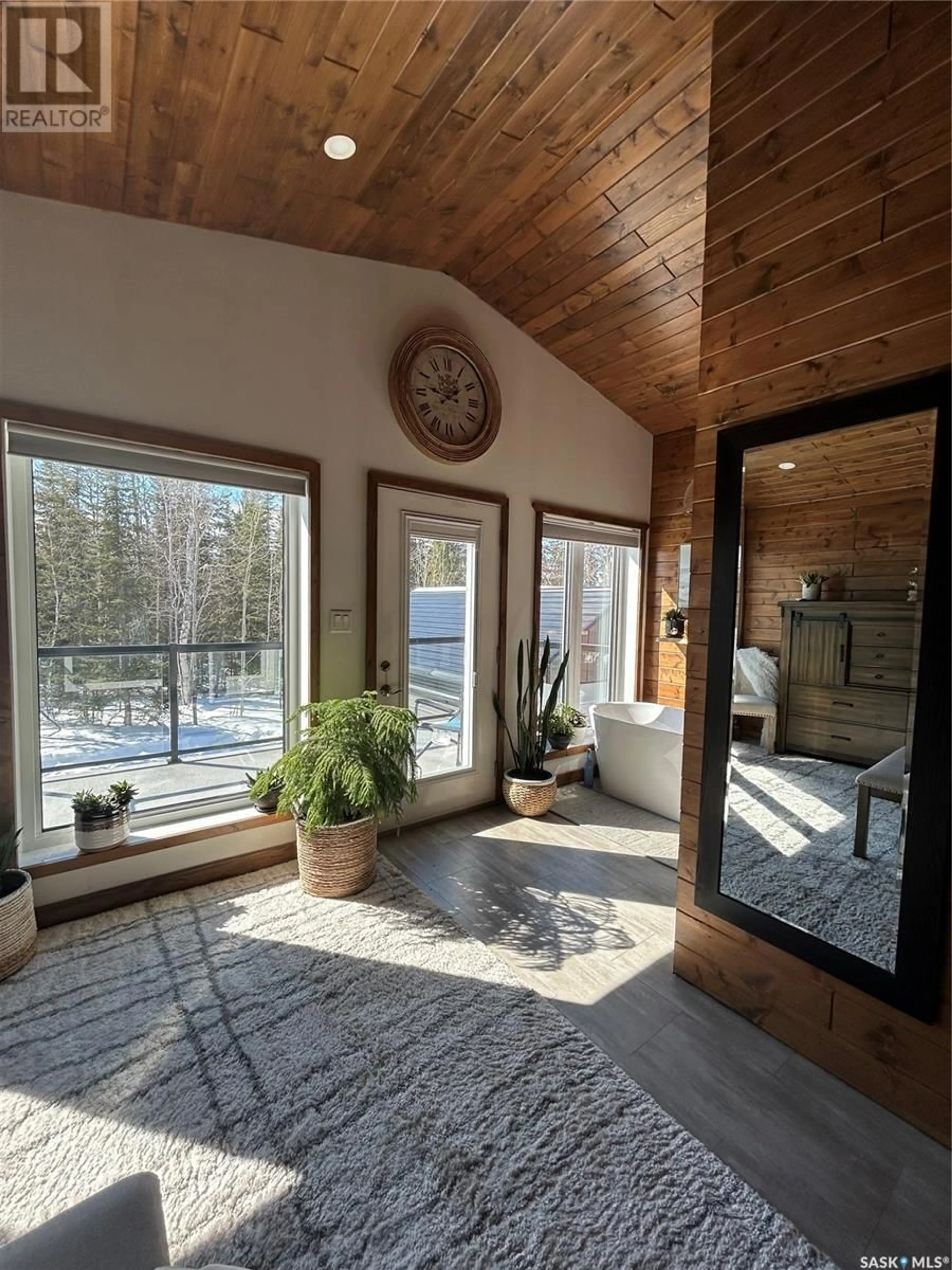 Indoor entryway for 206 LAKEVIEW DRIVE, Deschambault Lake Saskatchewan S0P0A0