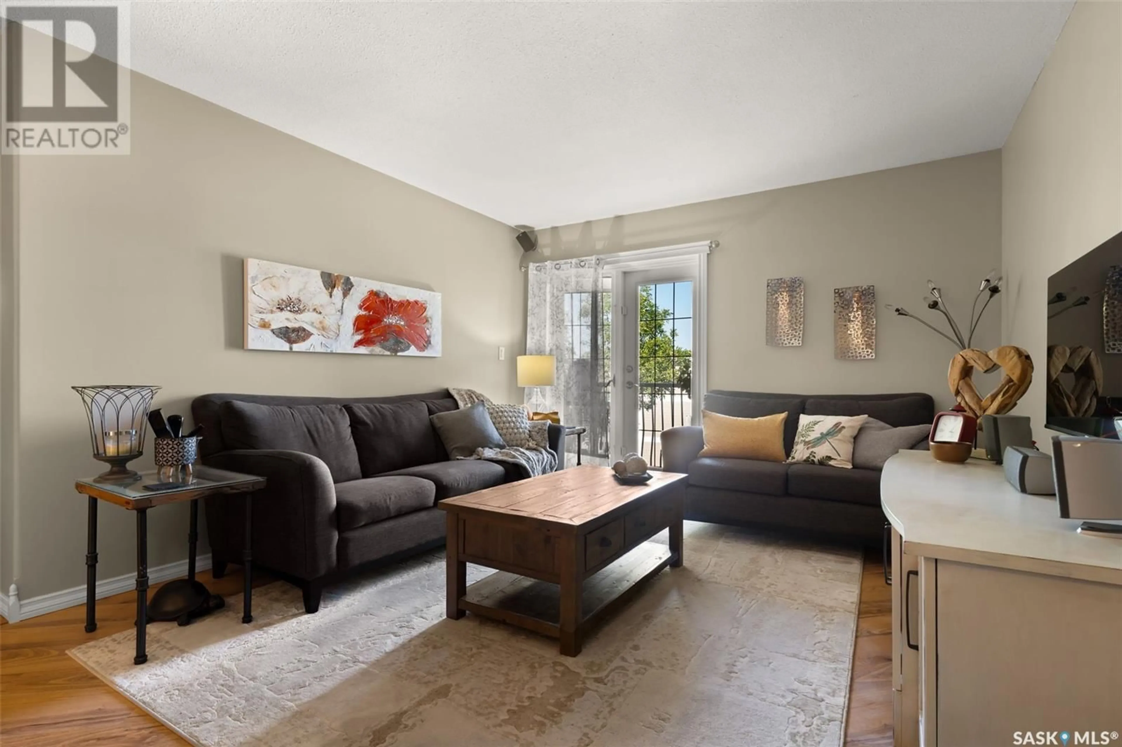 Living room with furniture, unknown for 17 - 6595 ROCHDALE BOULEVARD, Regina Saskatchewan S4X2Z1