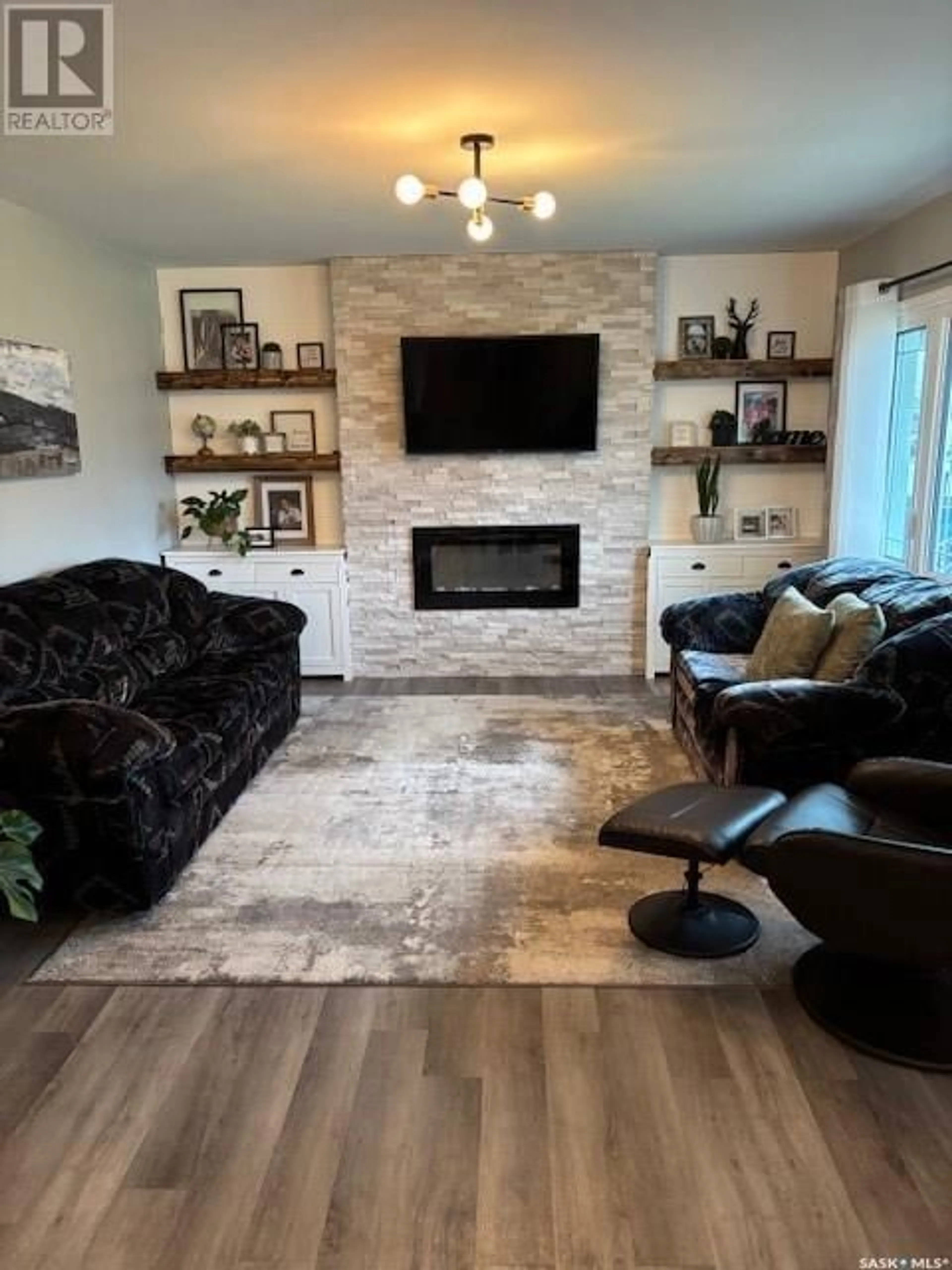 Living room with furniture, unknown for 315 3RD AVENUE, Canora Saskatchewan S0A0L0