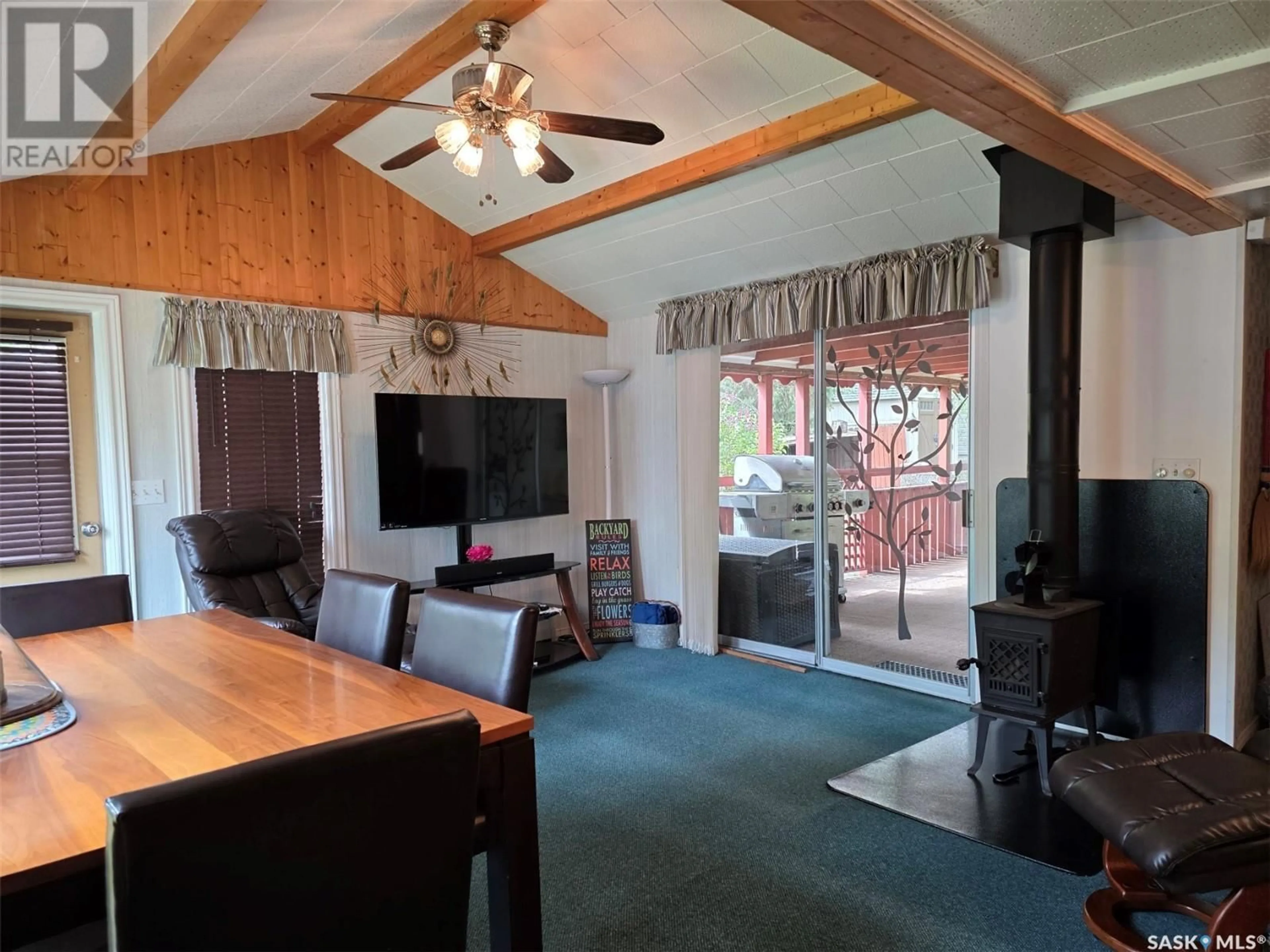 Living room with furniture, unknown for 58 DUNCAIRN DR, Ferguson Bay Saskatchewan S0N2X0