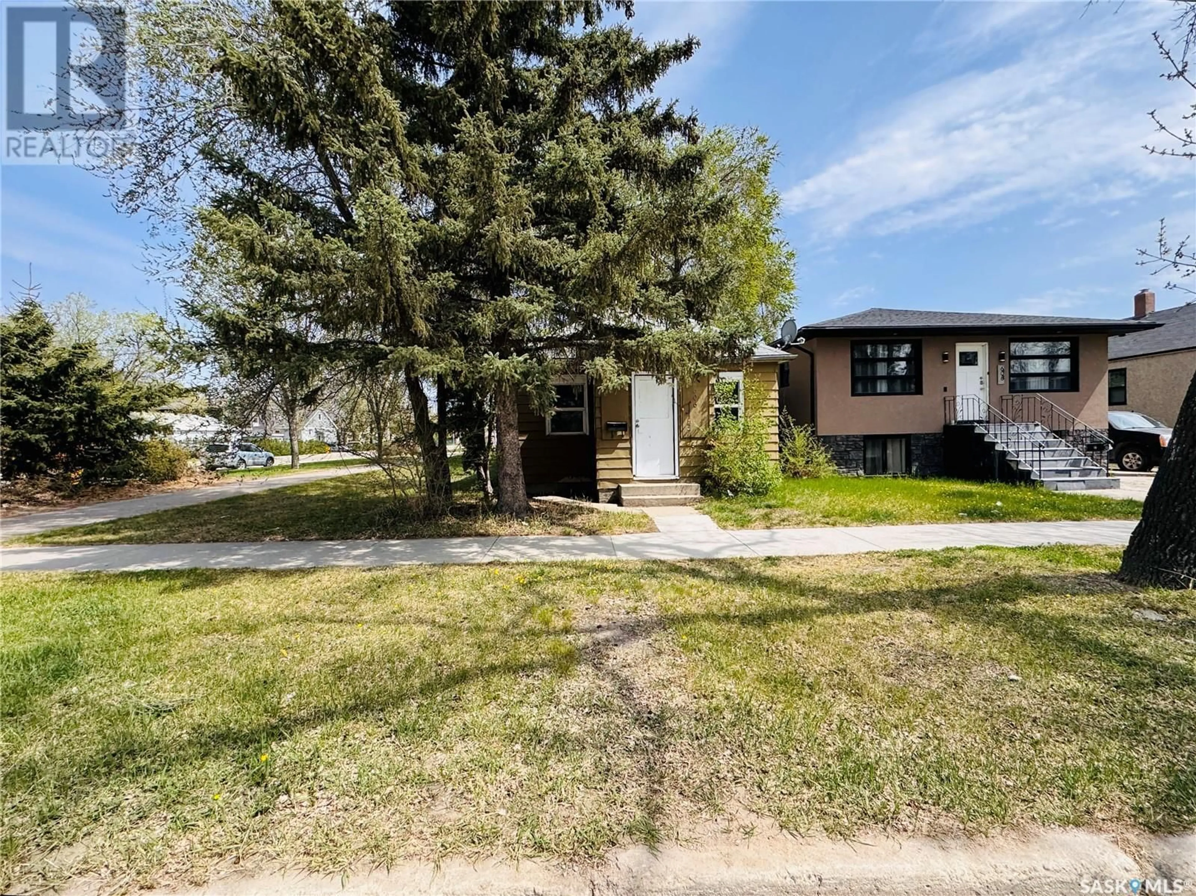 Unknown for 606 H AVENUE, Saskatoon Saskatchewan S7M1X1