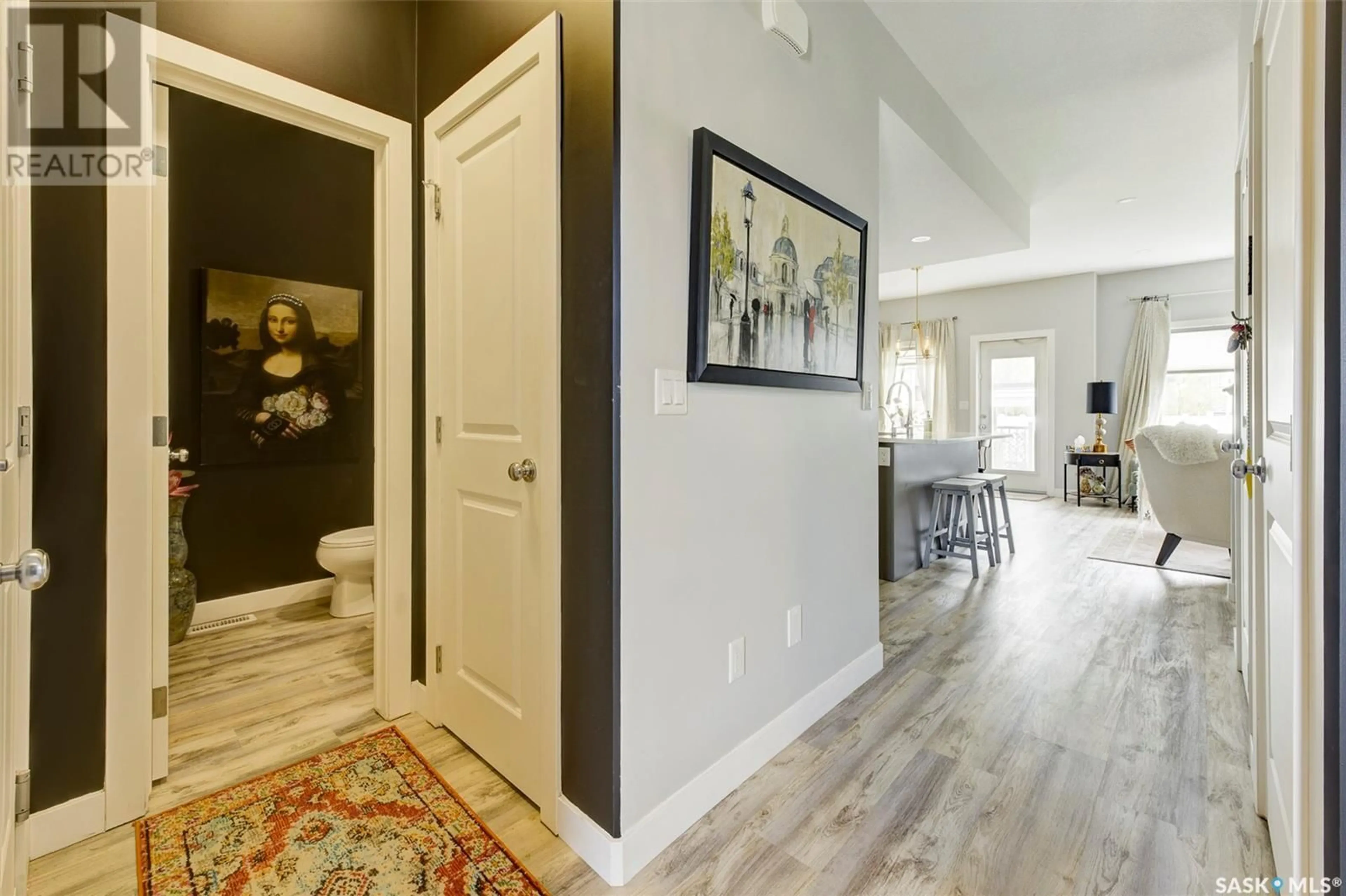 Indoor entryway for 334 BRIGHTON GATE, Saskatoon Saskatchewan S7V0R1