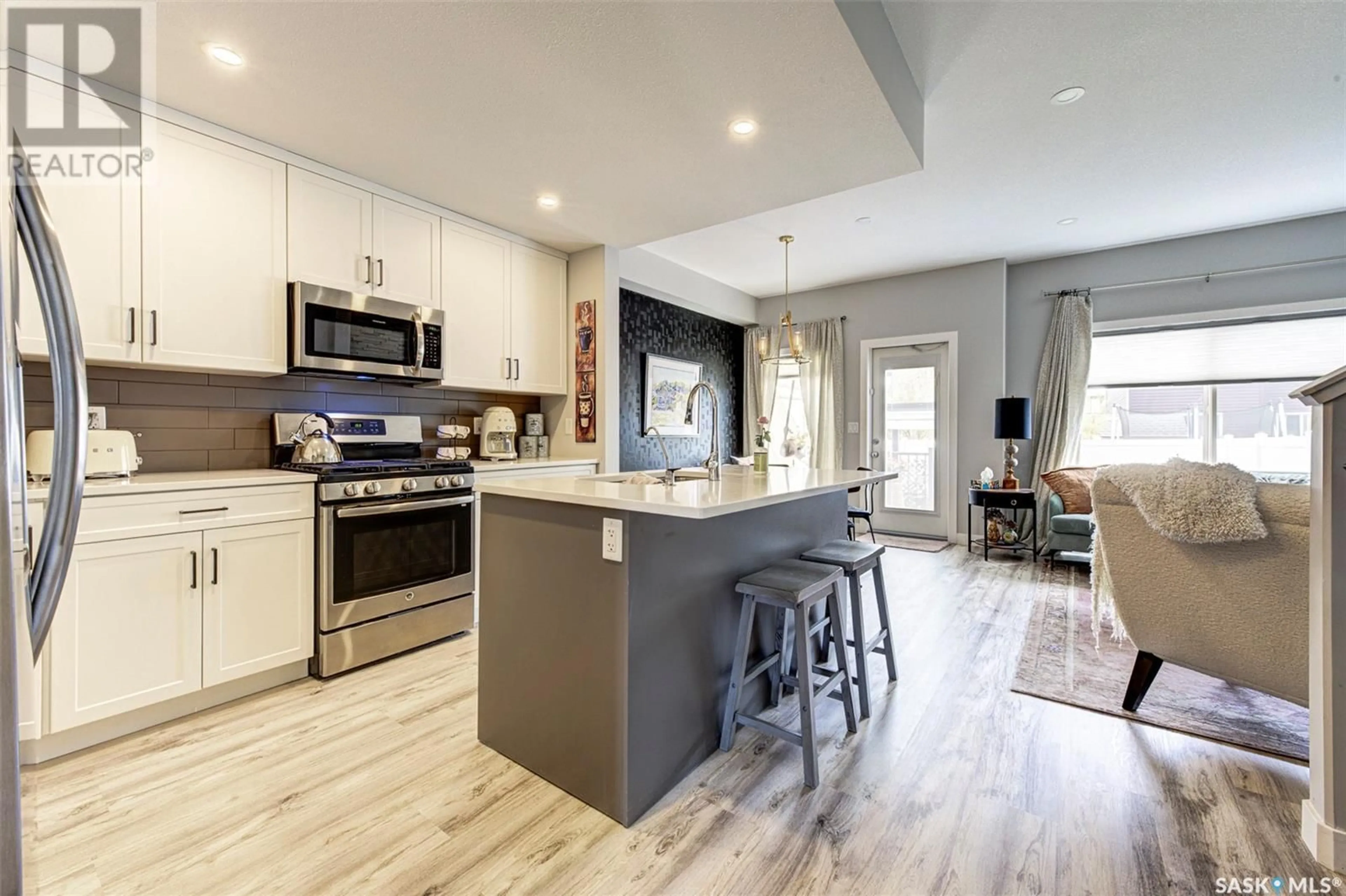 Open concept kitchen, unknown for 334 BRIGHTON GATE, Saskatoon Saskatchewan S7V0R1