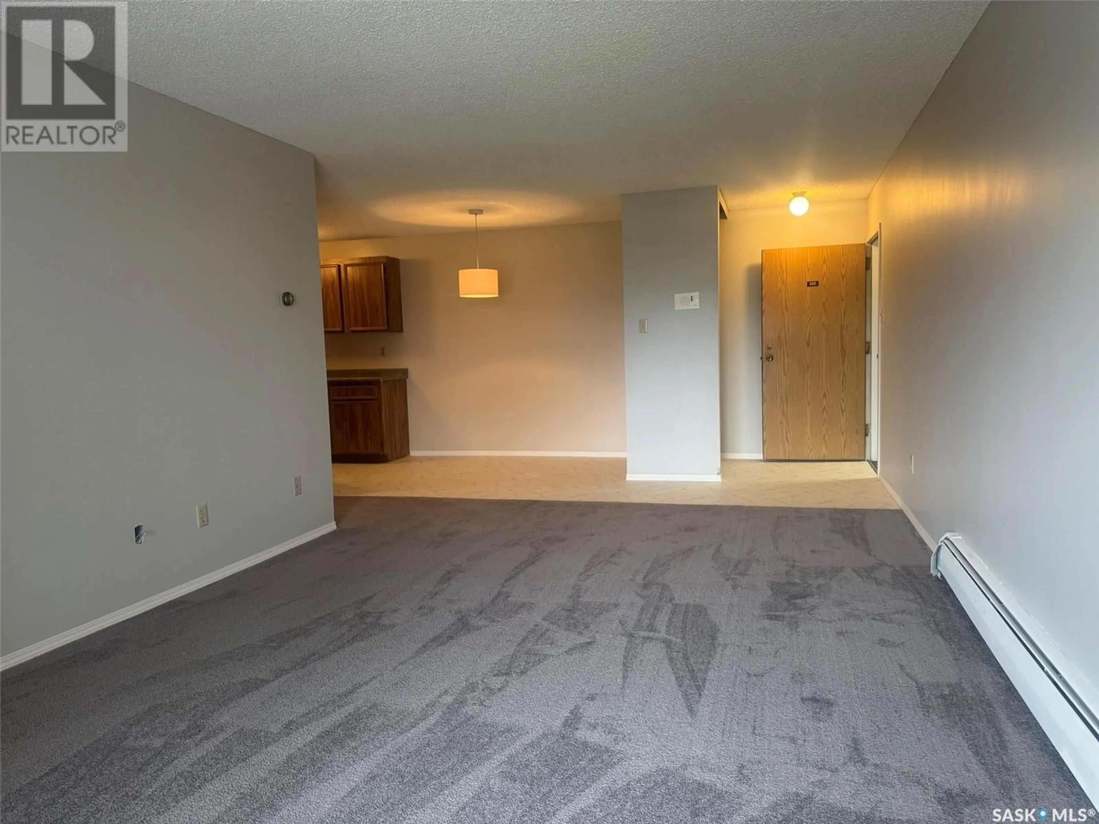 A pic of a room for 305 - 1808 EAGLESHAM AVENUE, Weyburn Saskatchewan S4H3A8