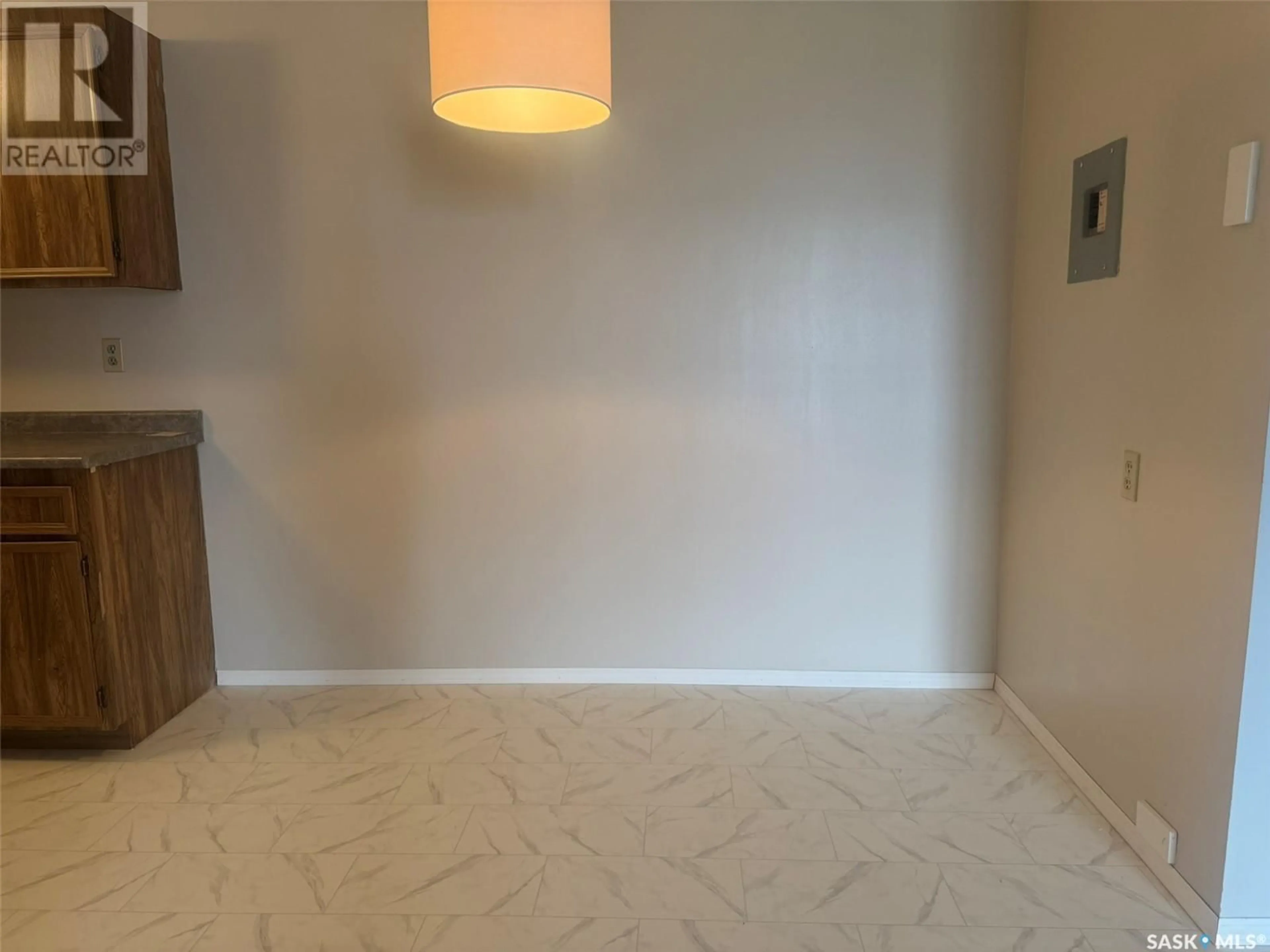 A pic of a room for 305 - 1808 EAGLESHAM AVENUE, Weyburn Saskatchewan S4H3A8