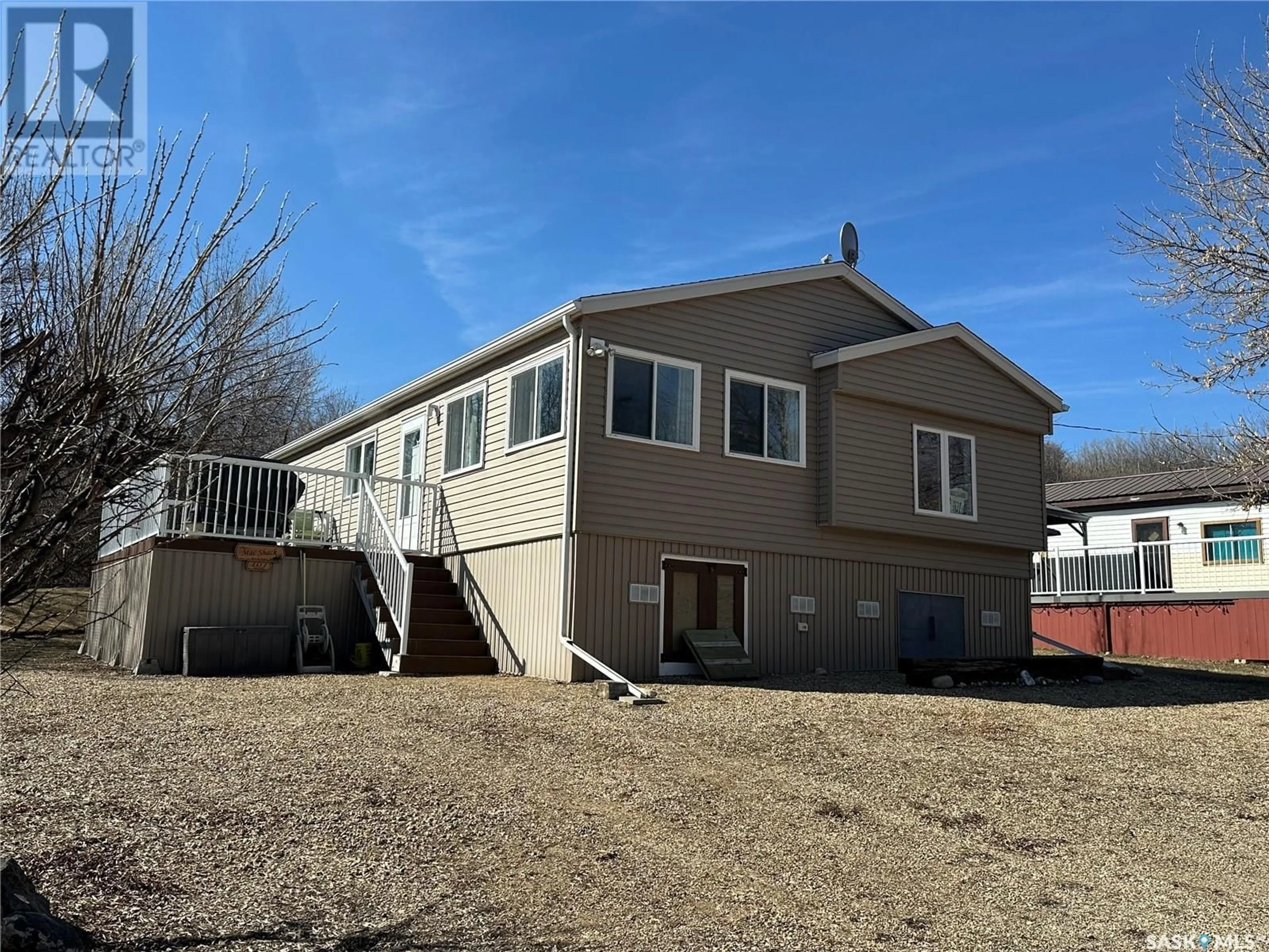 Home with vinyl exterior material, unknown for 101 DEER TRAIL, Buffalo Pound Lake Saskatchewan S0H2X0