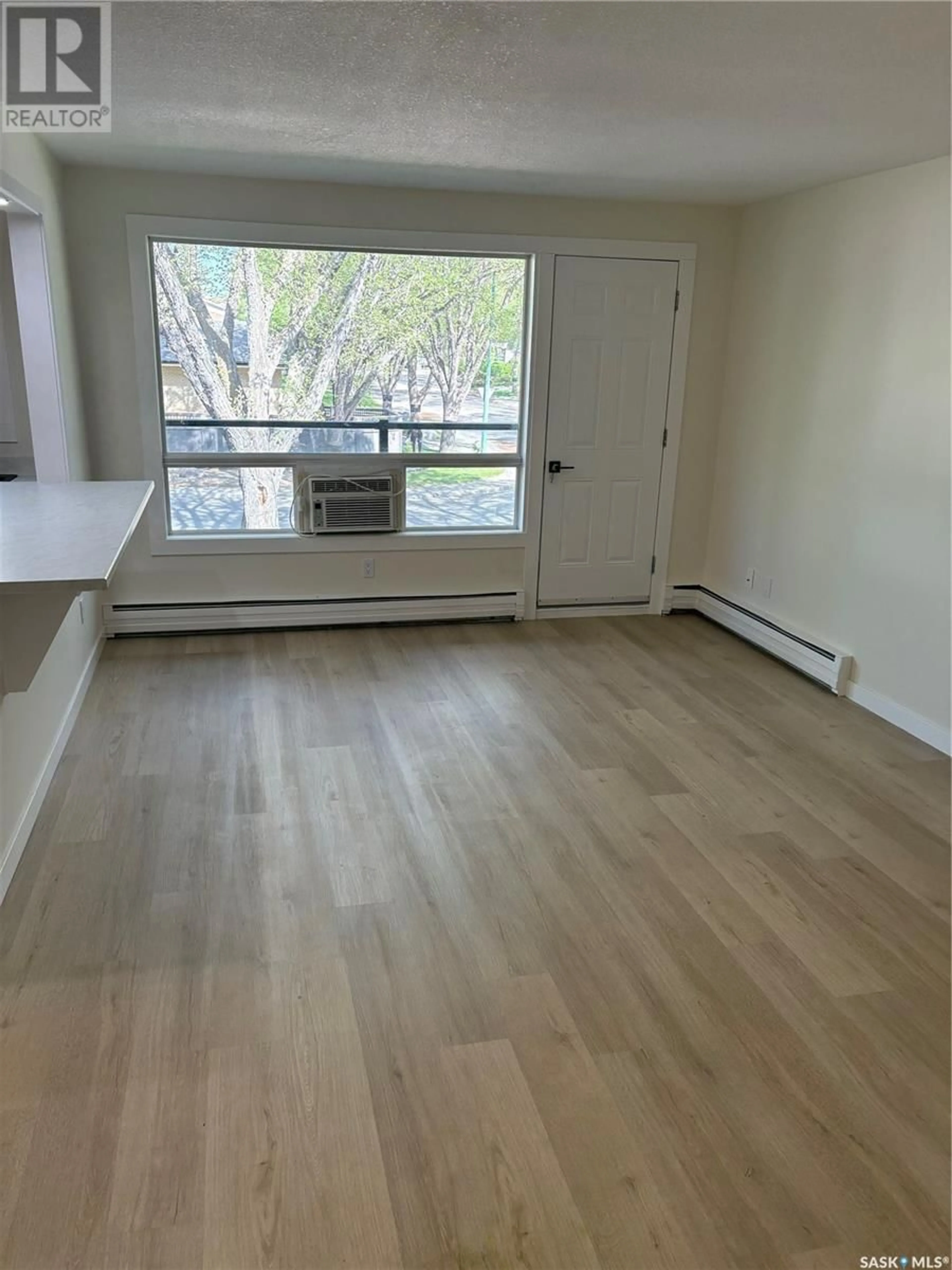 A pic of a room for 35 42 SPENCE STREET, Regina Saskatchewan S4S4H4