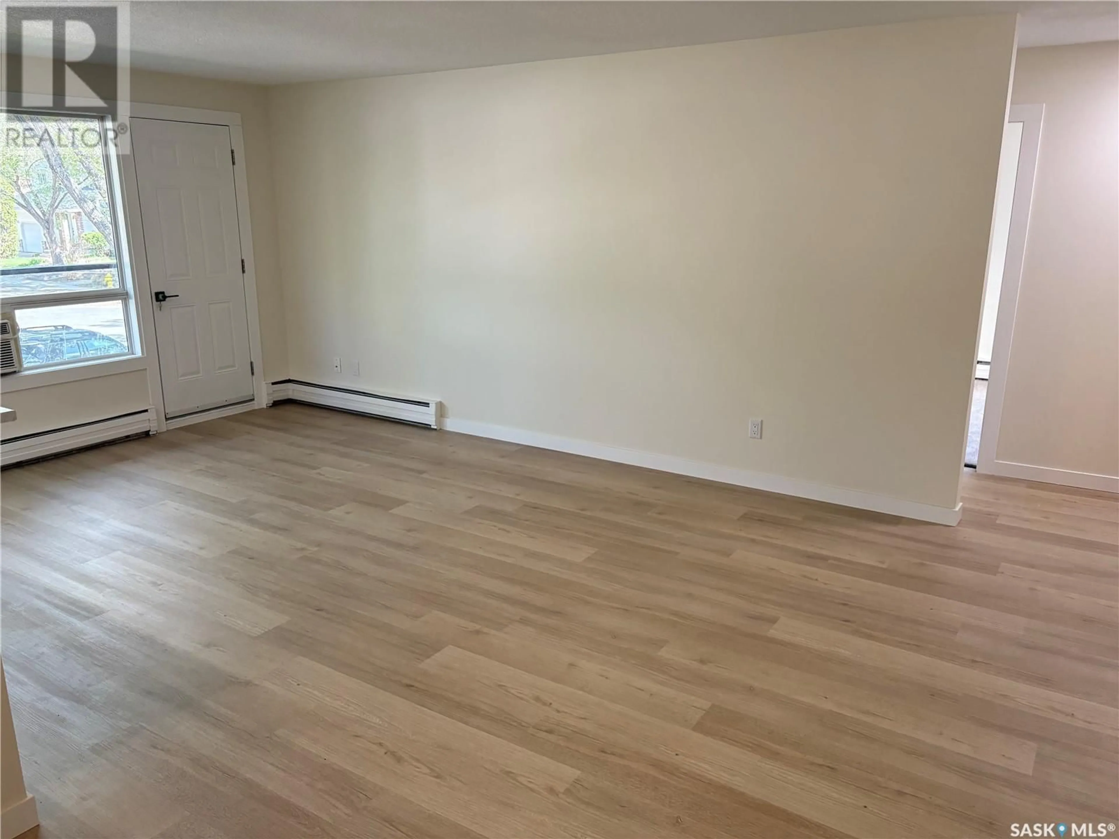 A pic of a room for 35 42 SPENCE STREET, Regina Saskatchewan S4S4H4