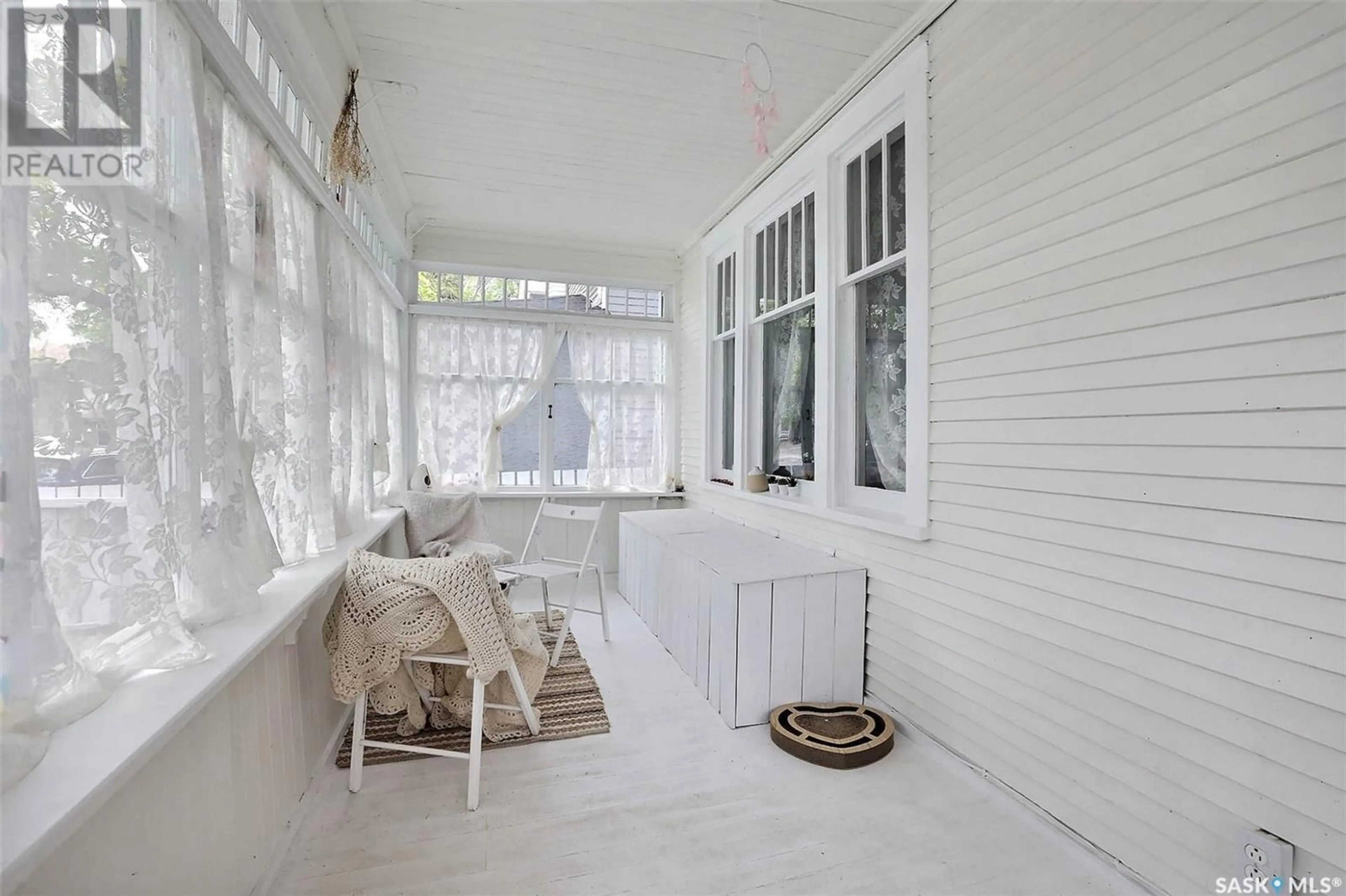 Patio, street for 2824 12TH AVENUE, Regina Saskatchewan S4T1J4