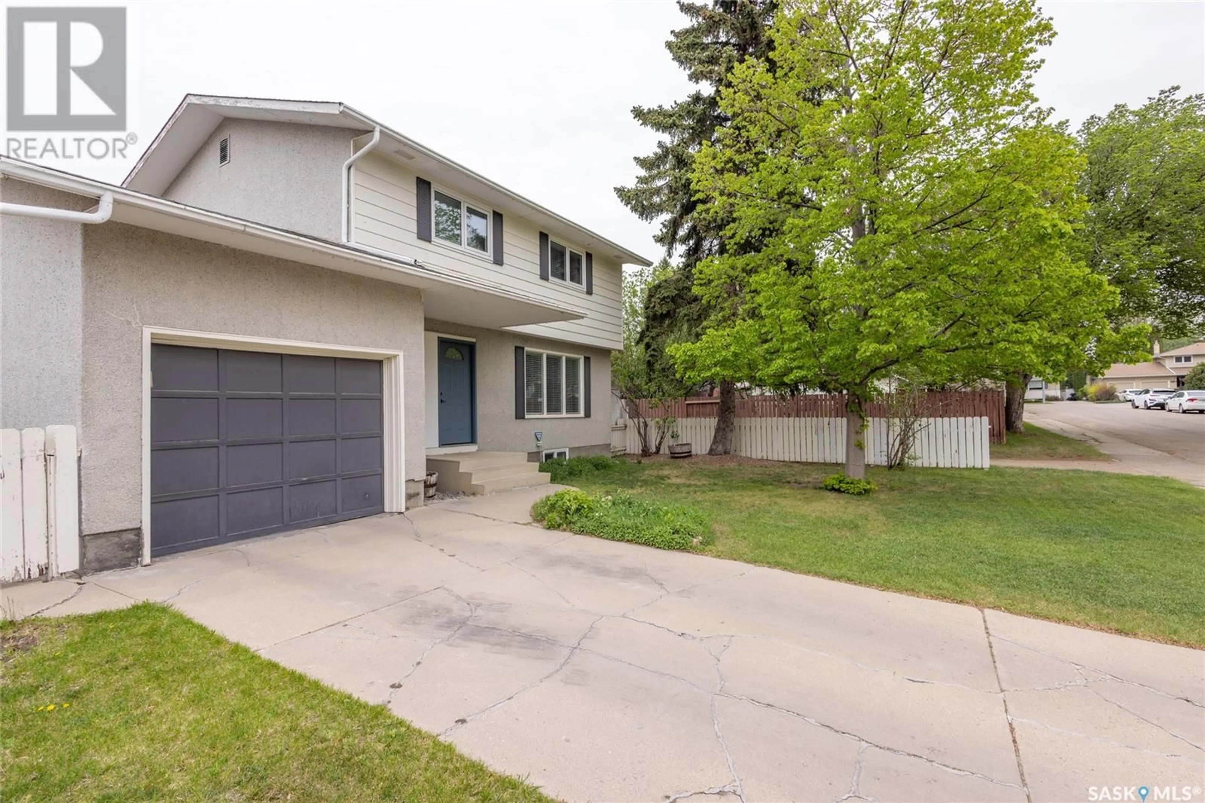 Unknown for 35 TUCKER CRESCENT, Saskatoon Saskatchewan S7H3H4