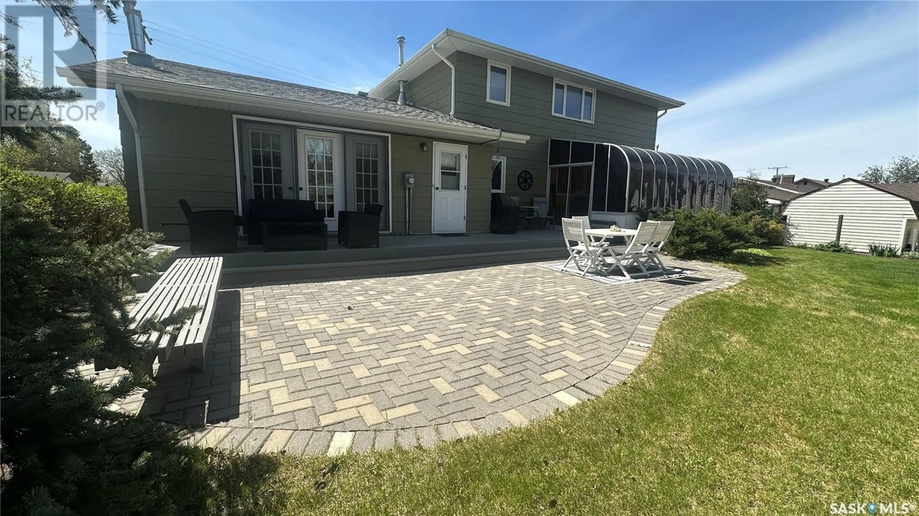 Patio, street for 515 103RD AVENUE, Tisdale Saskatchewan S0E1T0