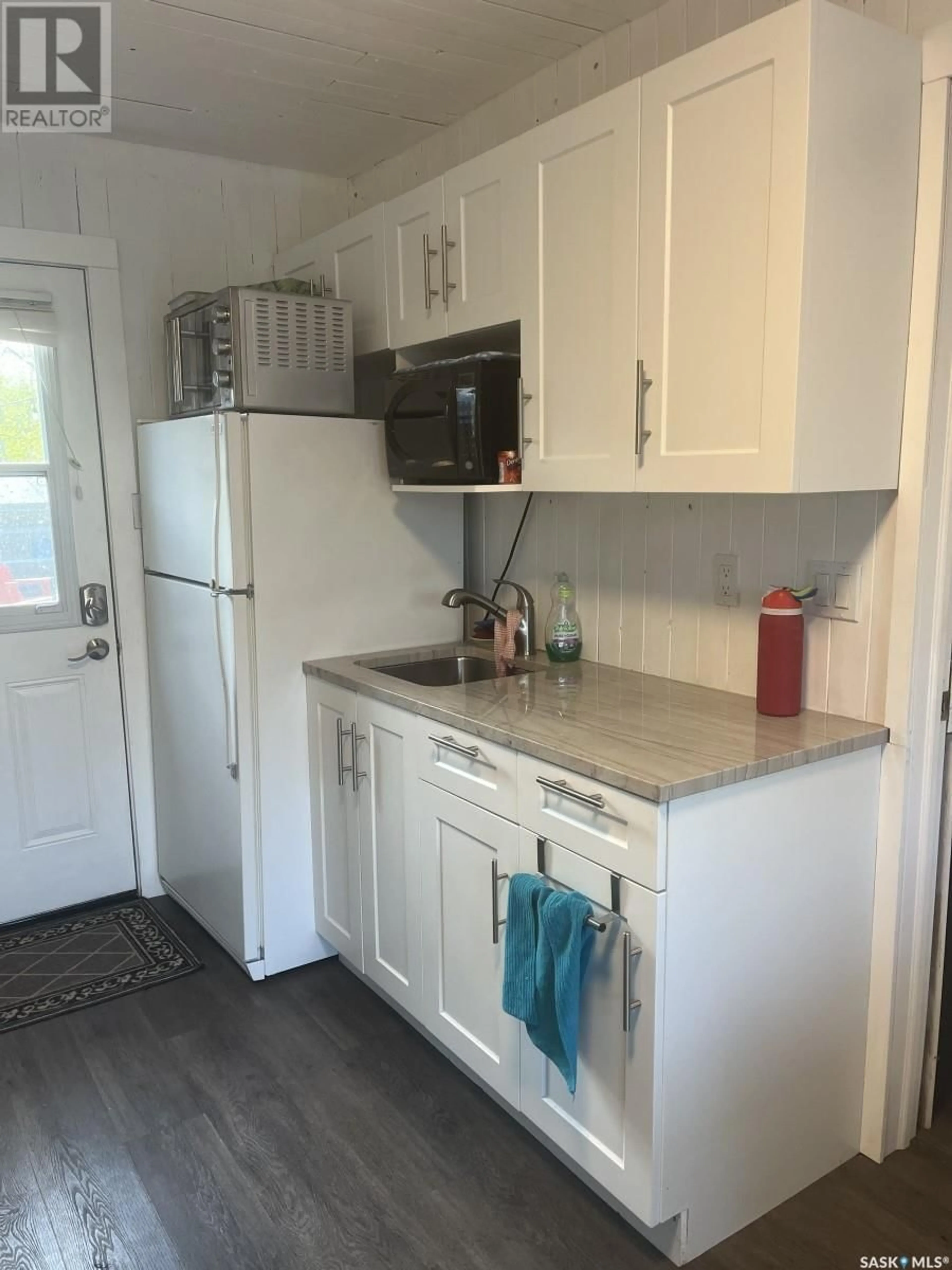 Standard kitchen, unknown for 18 REDBERRY ROAD, Redberry Rm No. 435 Saskatchewan S0J1A0