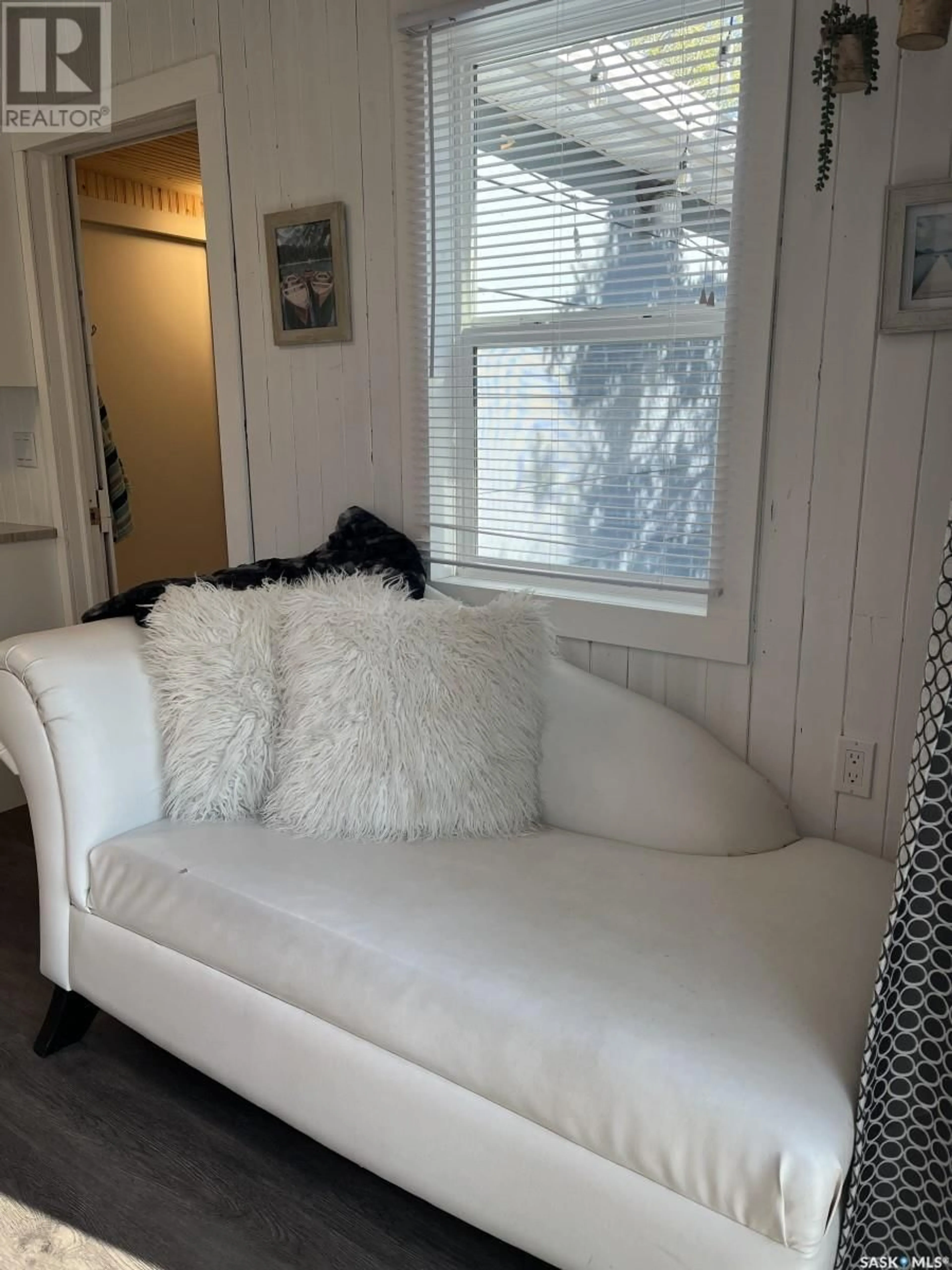 Living room with furniture, unknown for 18 REDBERRY ROAD, Redberry Rm No. 435 Saskatchewan S0J1A0