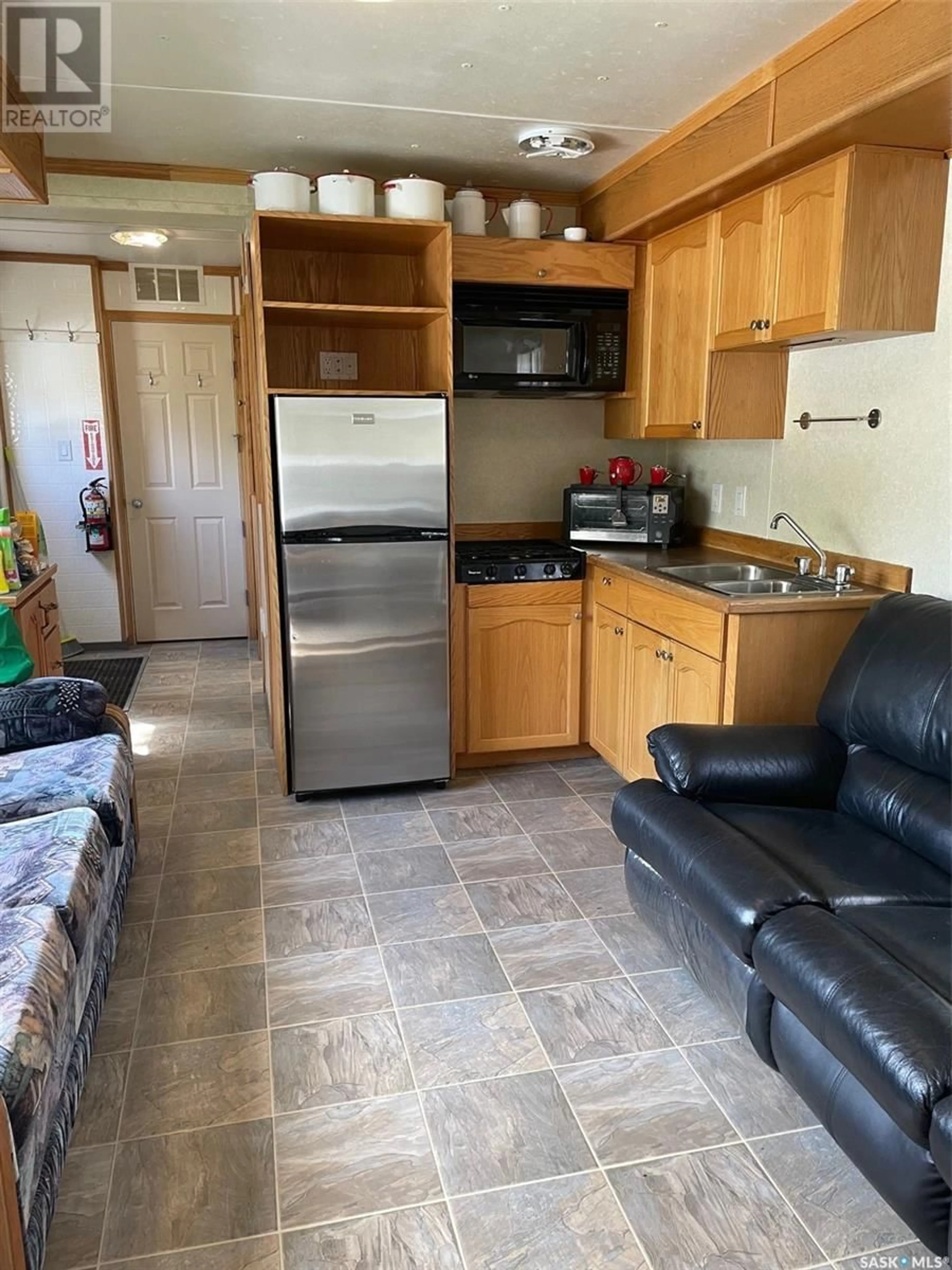 Standard kitchen, unknown for 551 WILLOW AVENUE, Carragana Saskatchewan S0E0K0