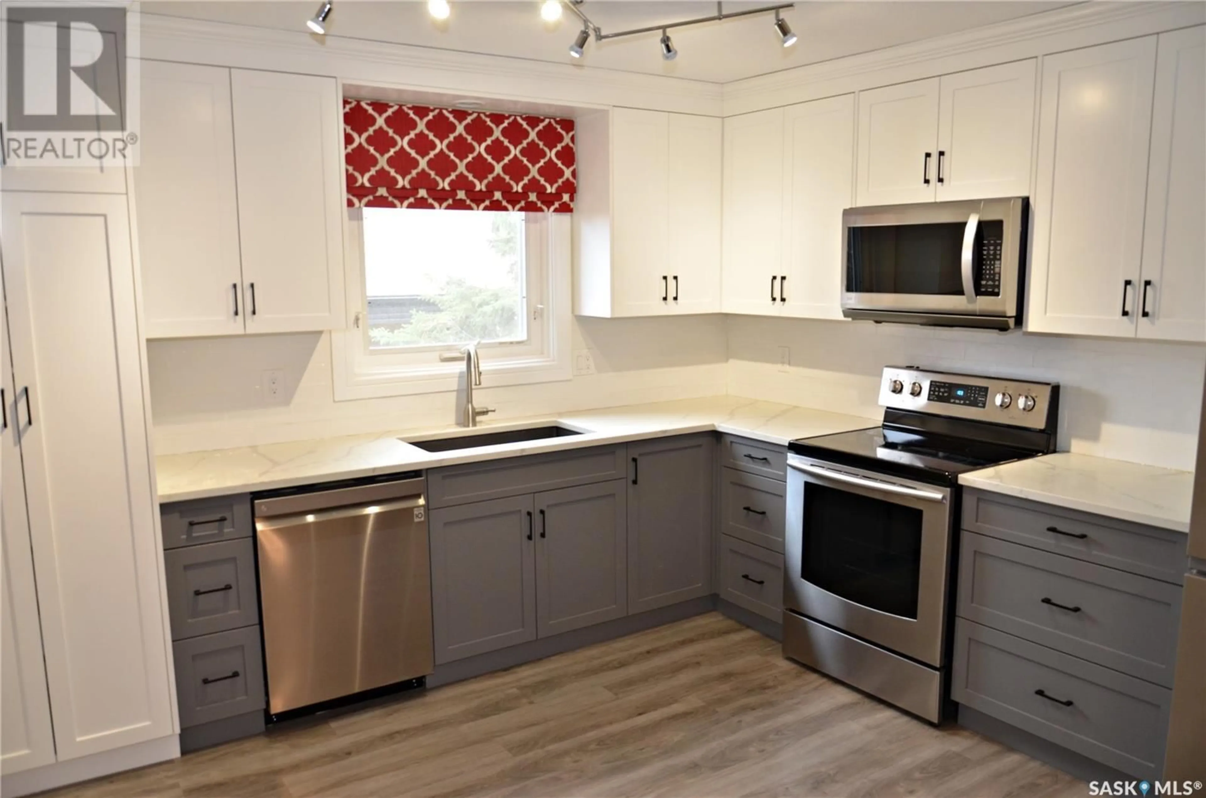 Open concept kitchen, unknown for 3130 - 108 LOUISE STREET, Saskatoon Saskatchewan S7J3L8
