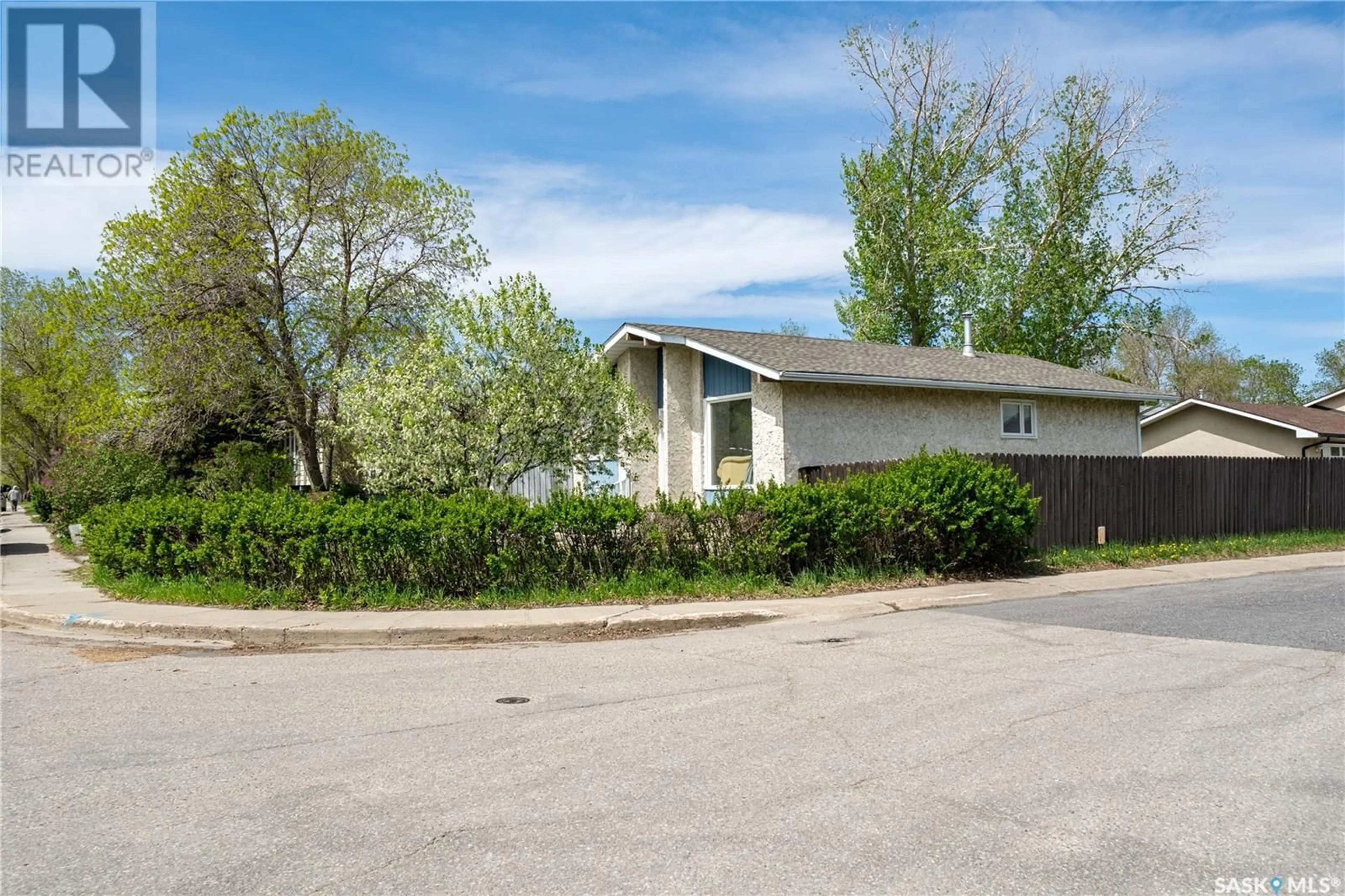 Unknown for 198 THOMSON AVENUE, Regina Saskatchewan S4N5L3