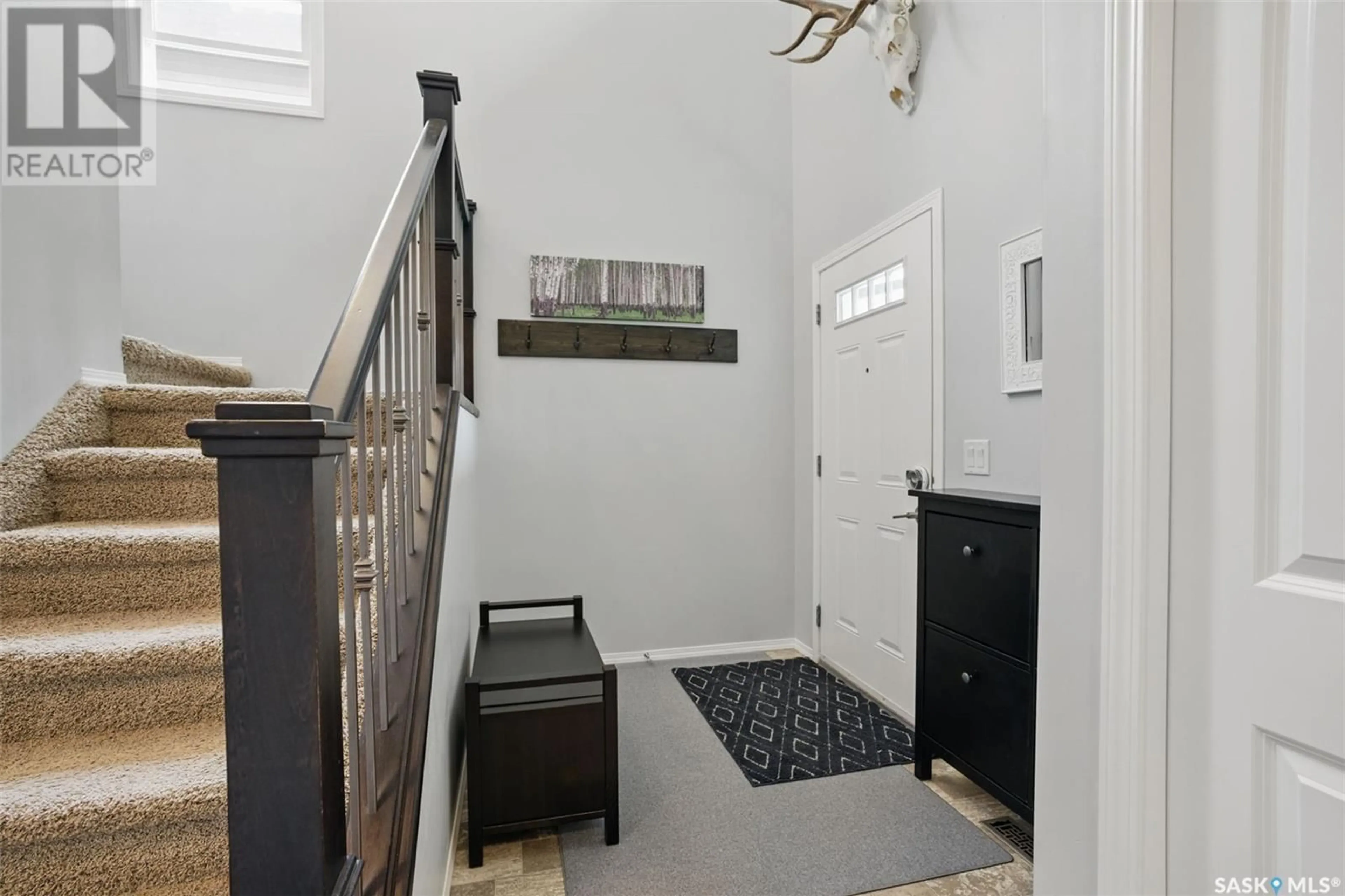 Indoor entryway for 131 CHILDERS CRESCENT, Saskatoon Saskatchewan S7L3G4