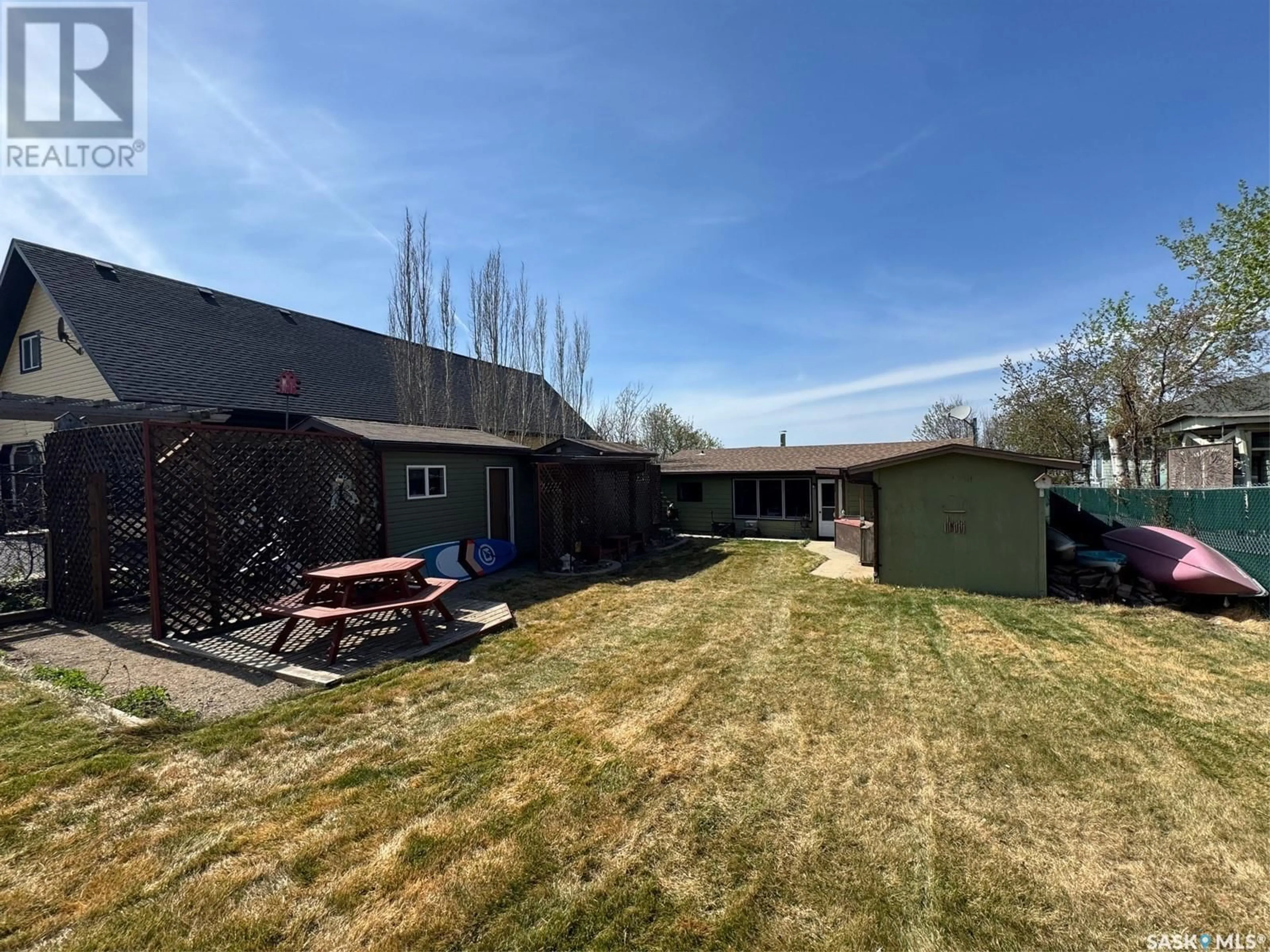 A pic from outside/outdoor area/front of a property/back of a property/a pic from drone, unknown for 79 LAKEVIEW AVENUE, Meota Rm No.468 Saskatchewan S0M1X0