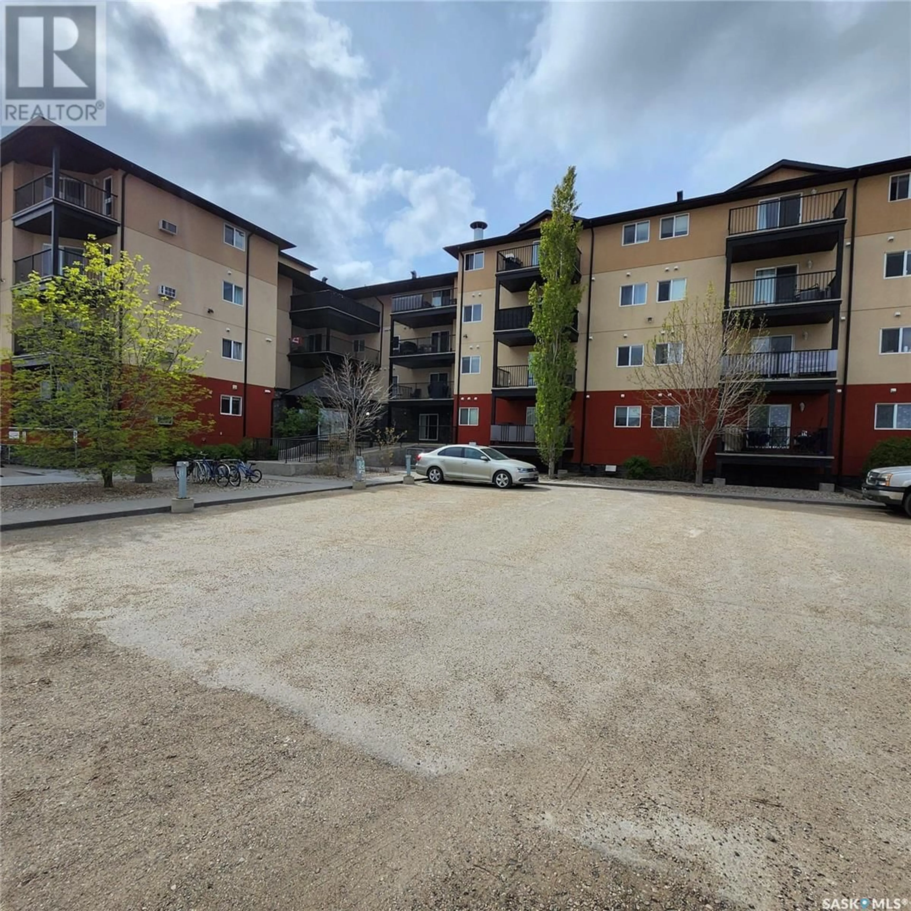 Unknown for 100 - 108 1ST AVENUE, Warman Saskatchewan S0K0A1